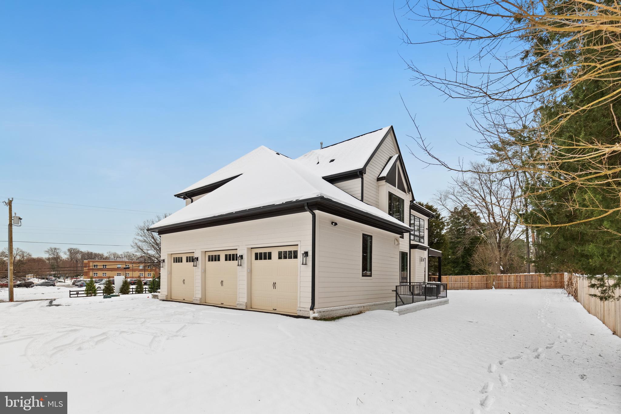 FORESTVILLE - Residential