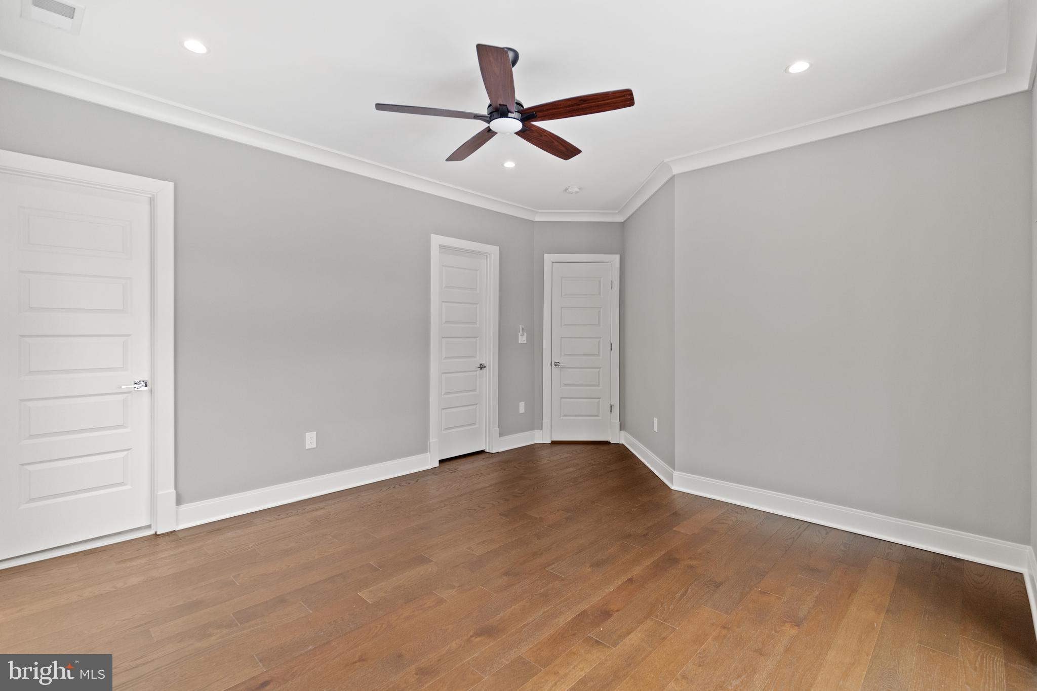 FORESTVILLE - Residential