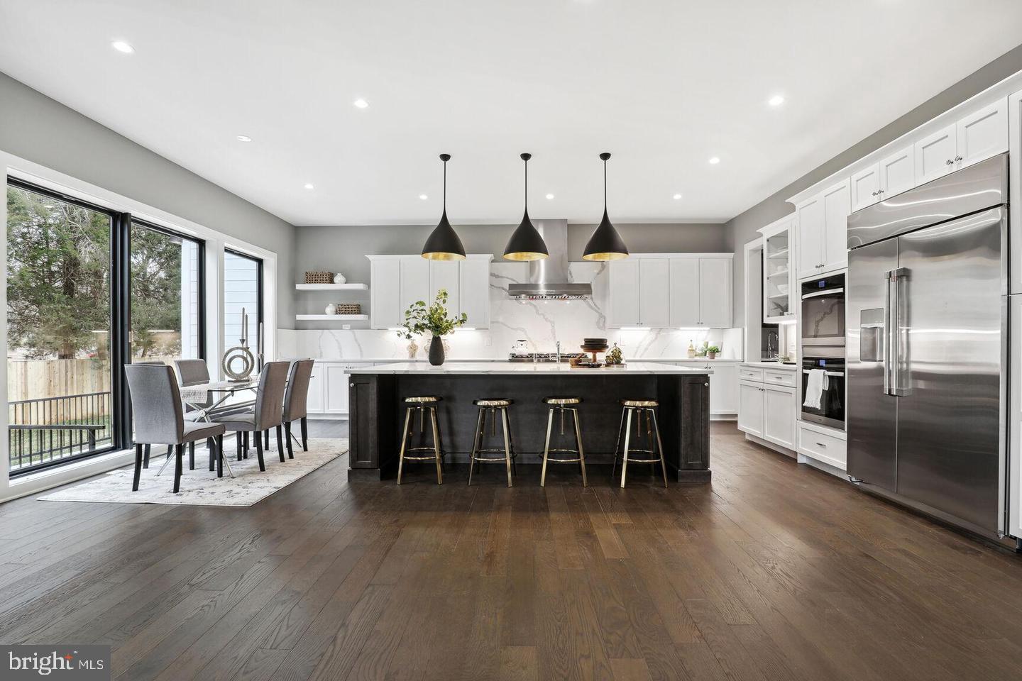 FORESTVILLE - Residential