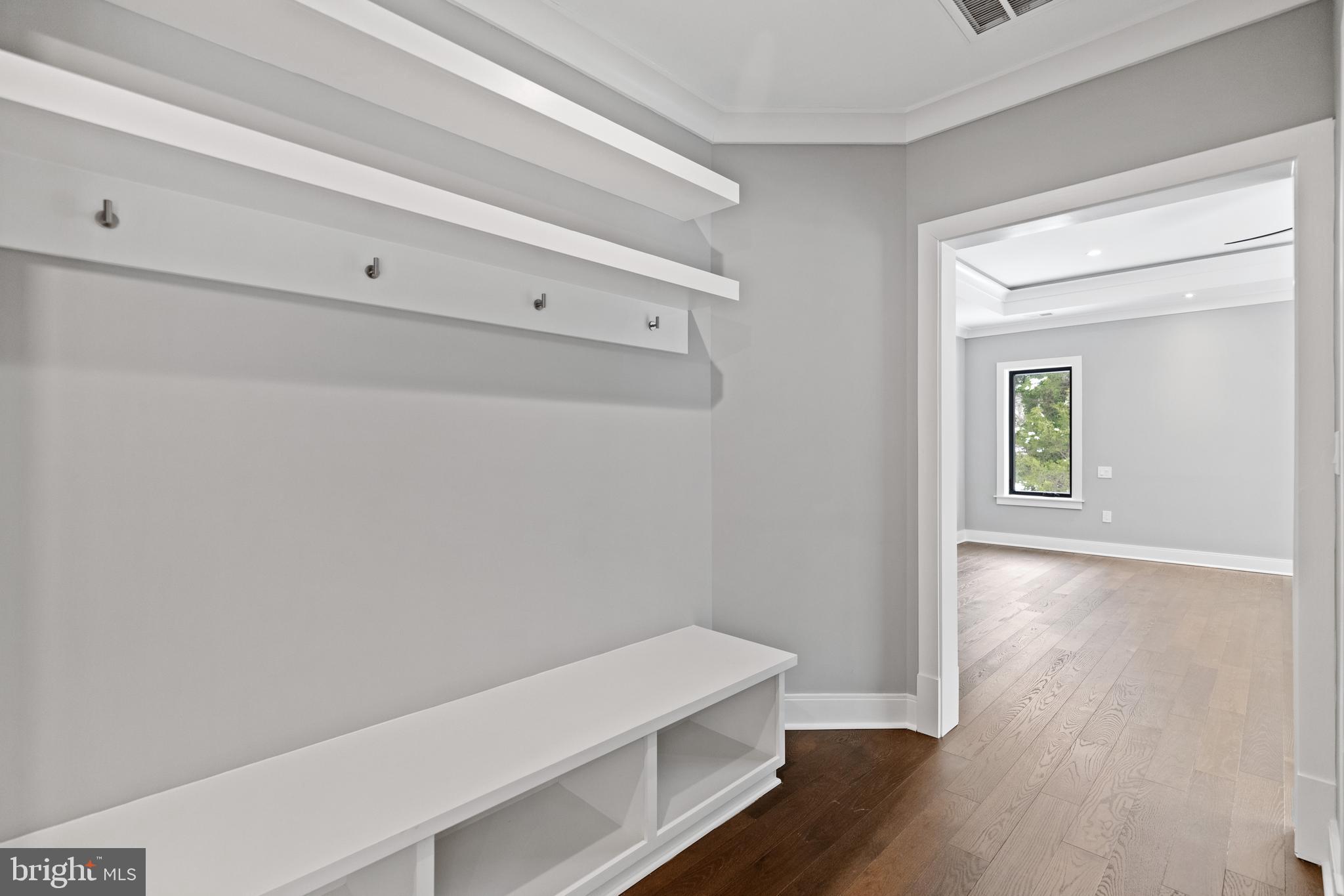 FORESTVILLE - Residential