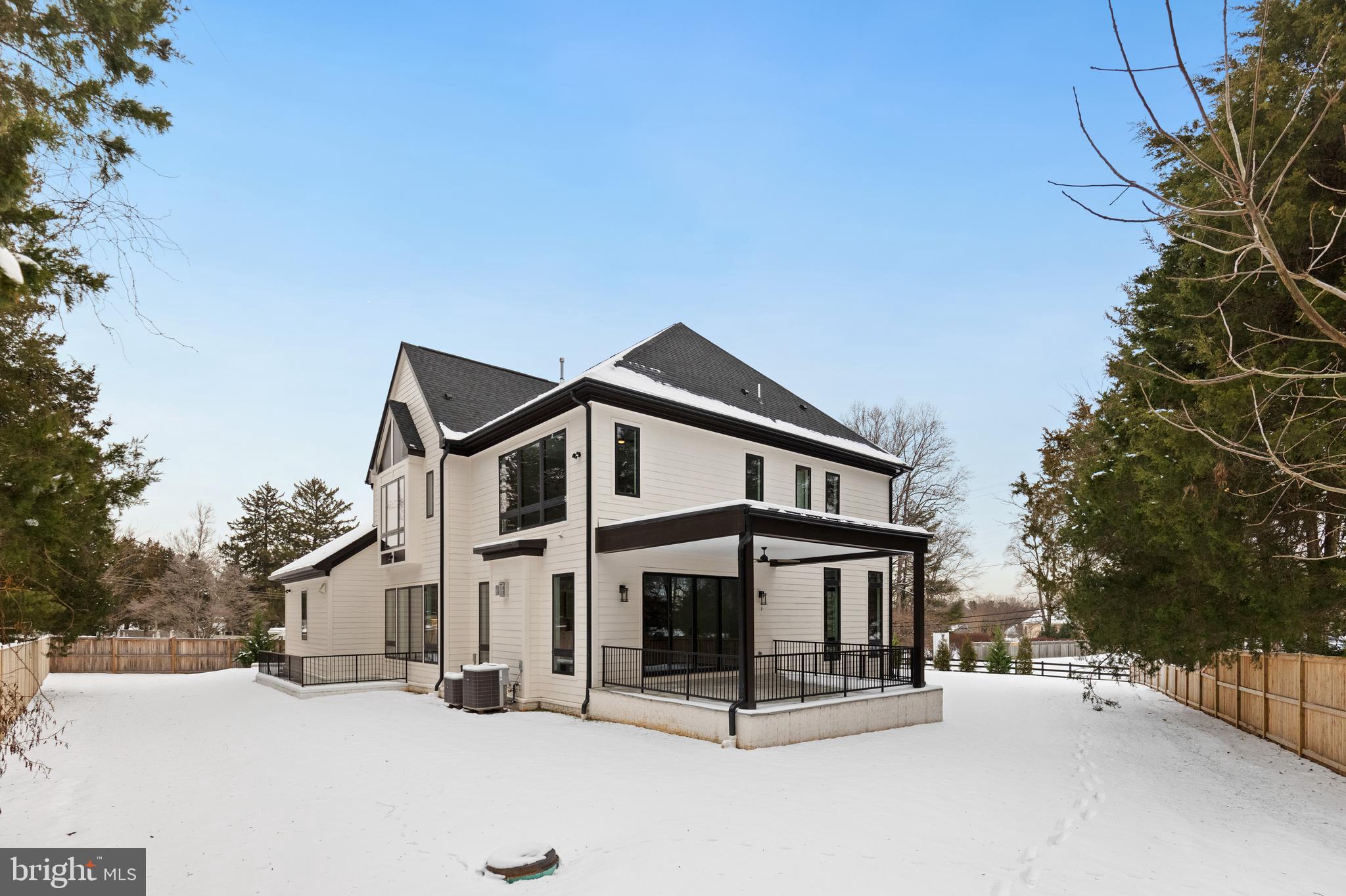 FORESTVILLE - Residential