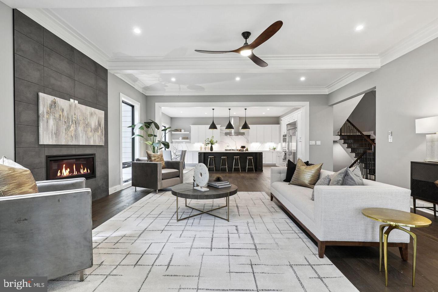 FORESTVILLE - Residential