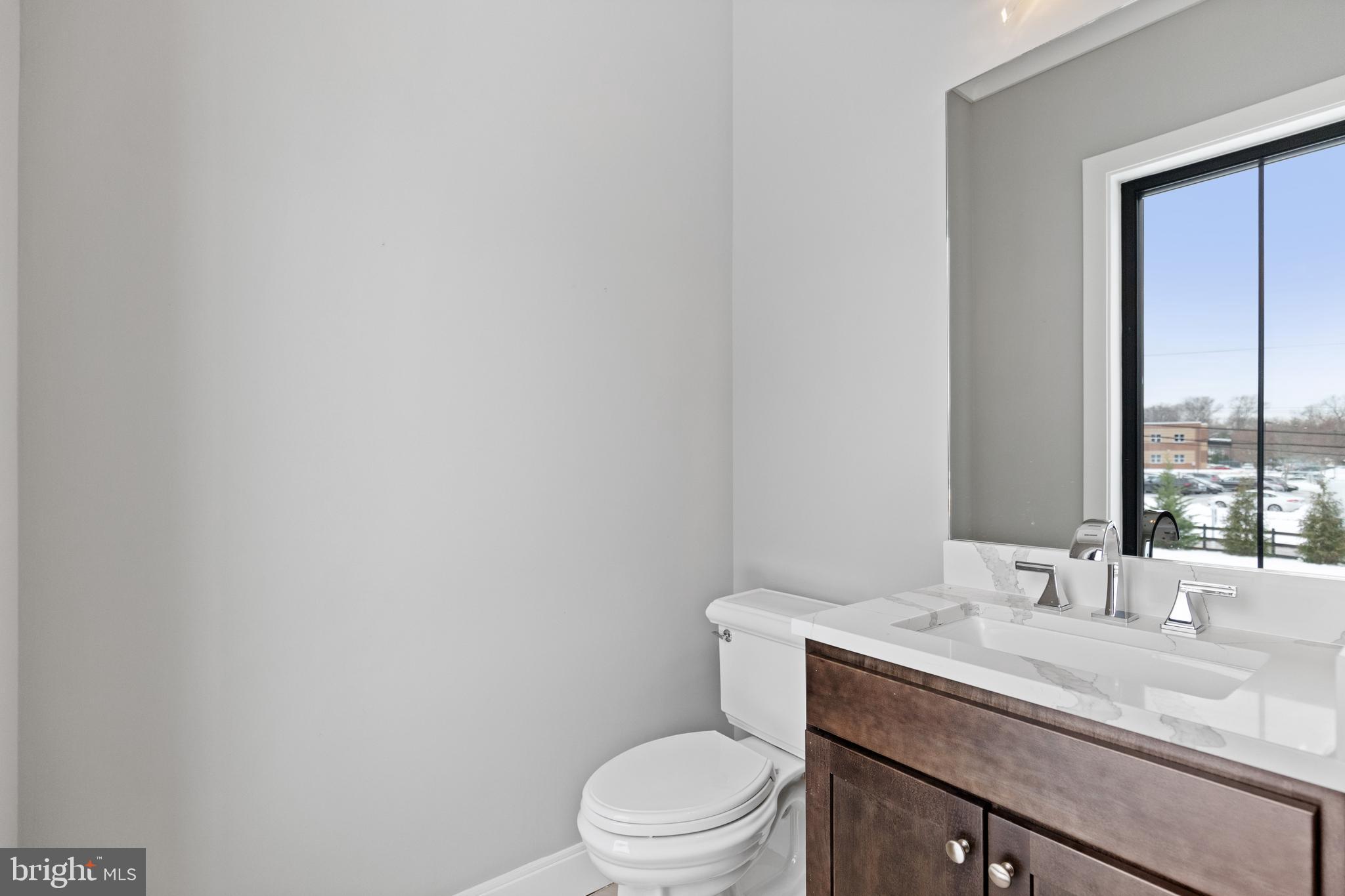 FORESTVILLE - Residential