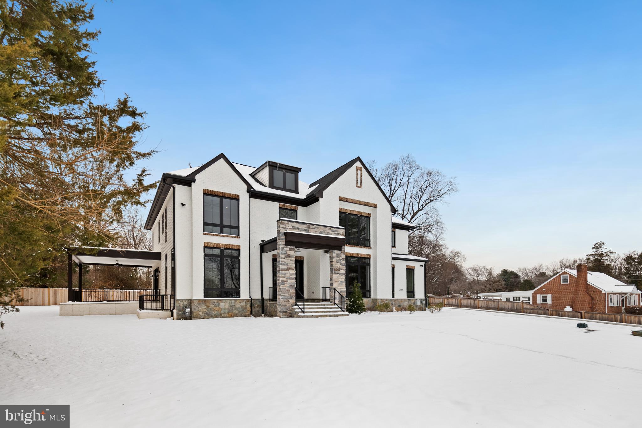 FORESTVILLE - Residential