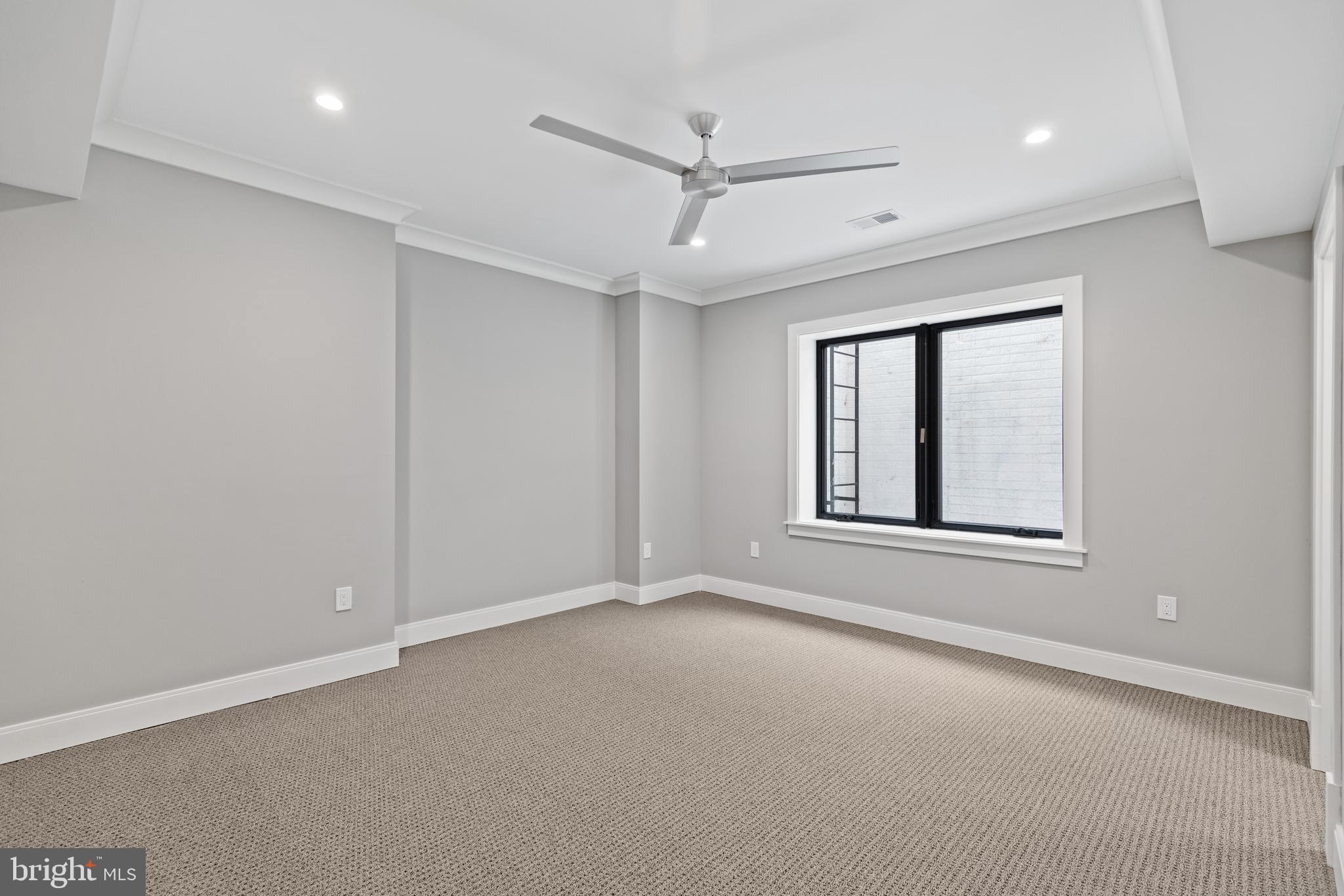 FORESTVILLE - Residential