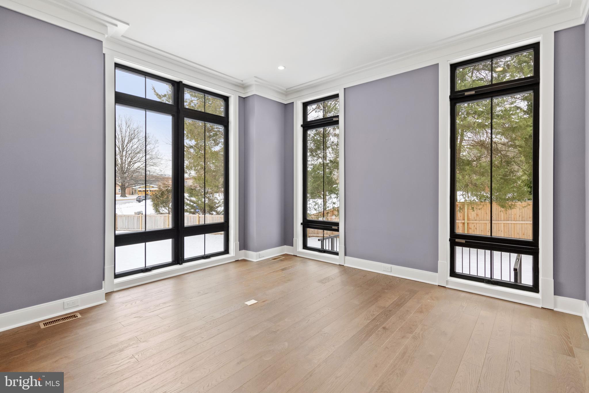 FORESTVILLE - Residential