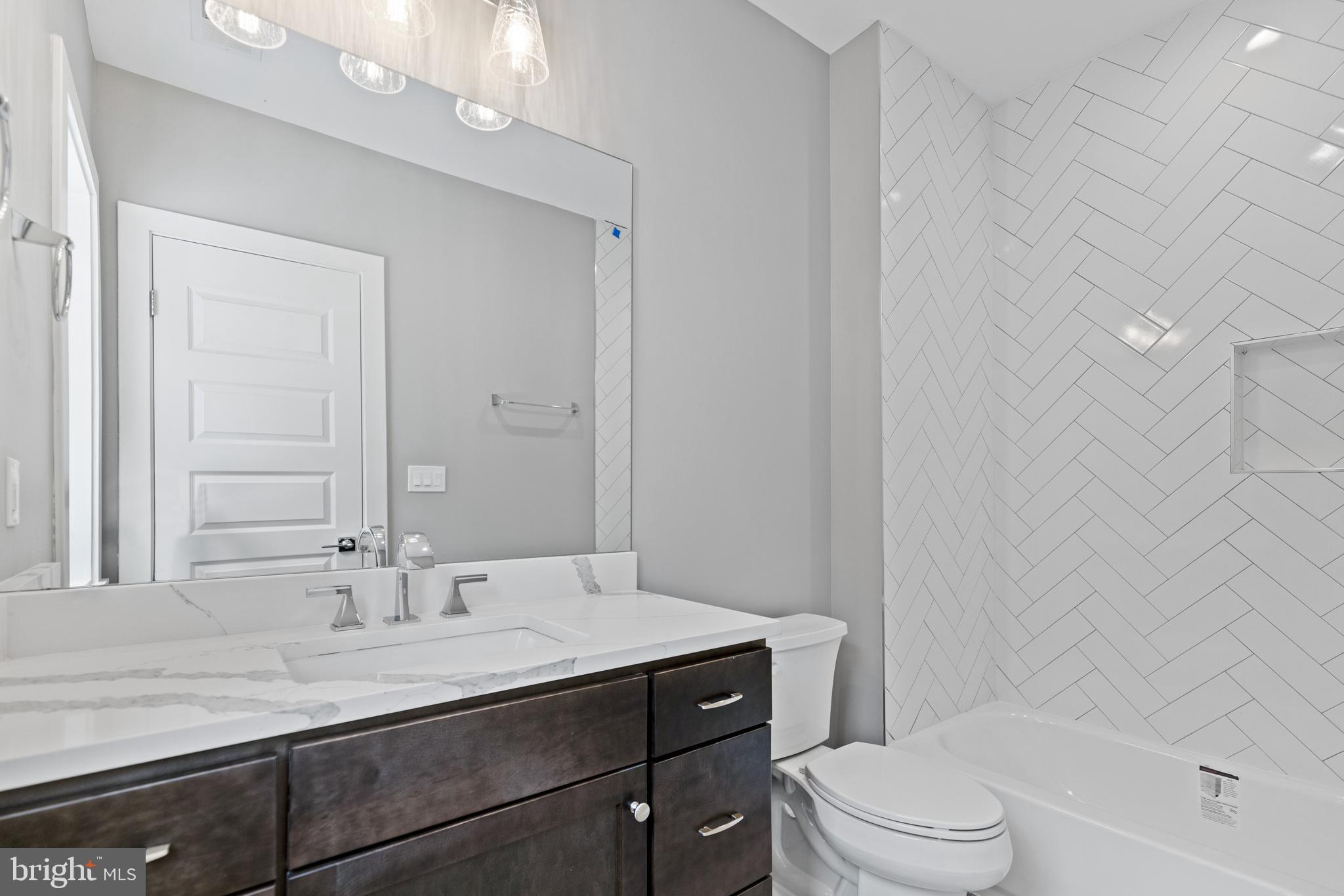 FORESTVILLE - Residential