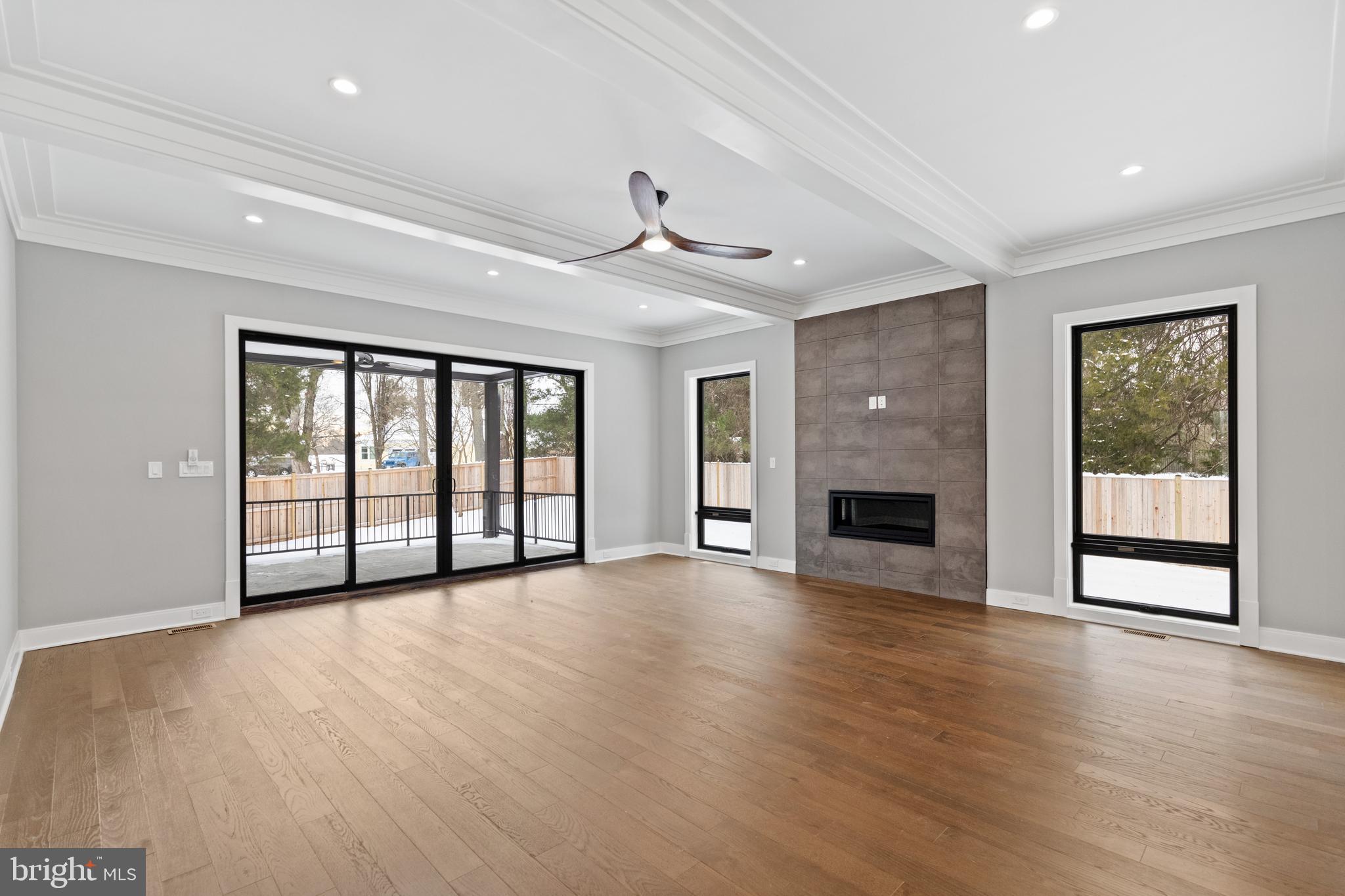 FORESTVILLE - Residential