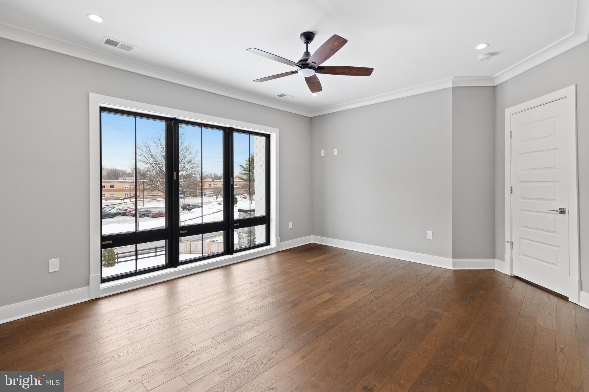 FORESTVILLE - Residential