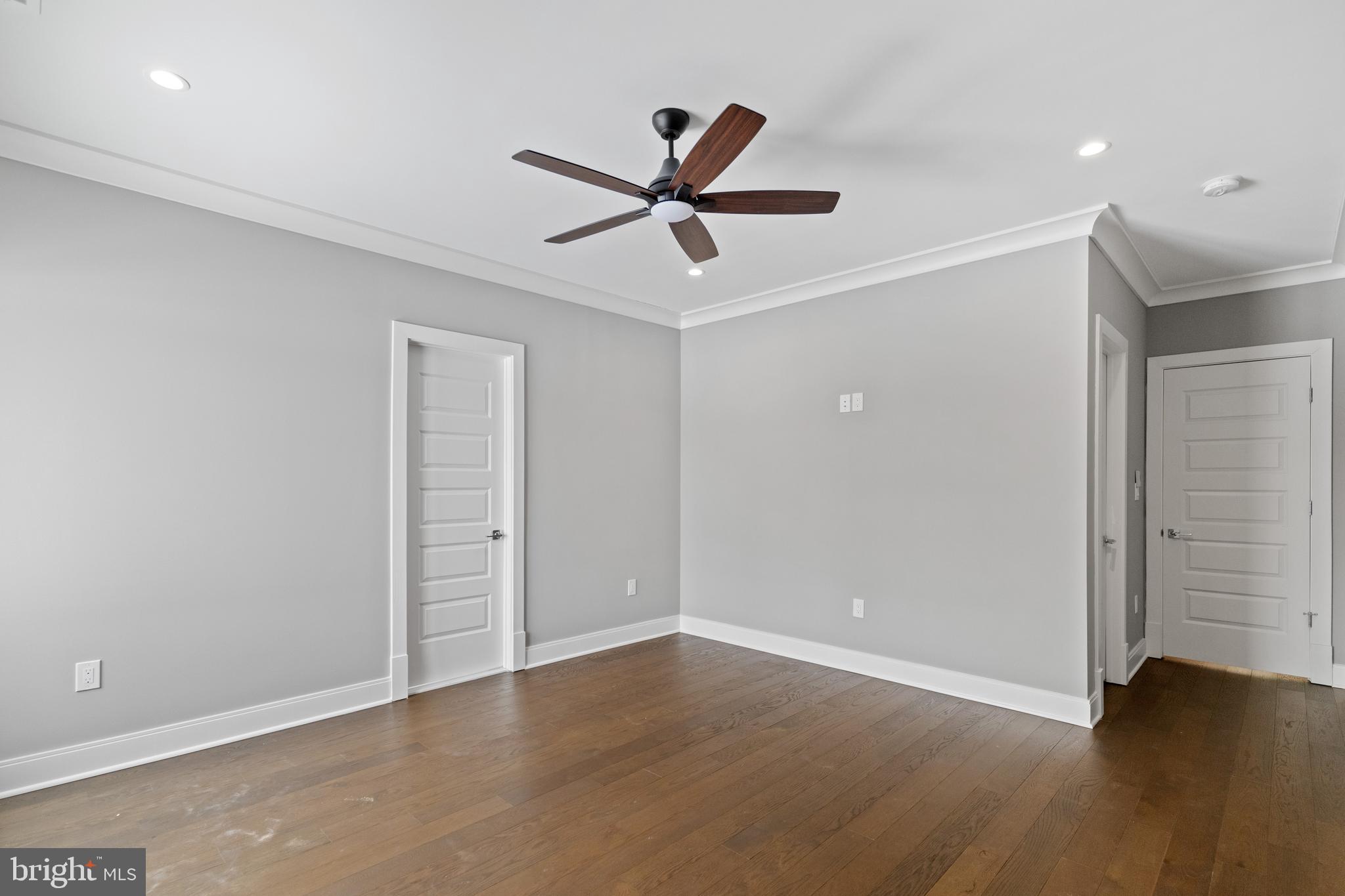 FORESTVILLE - Residential