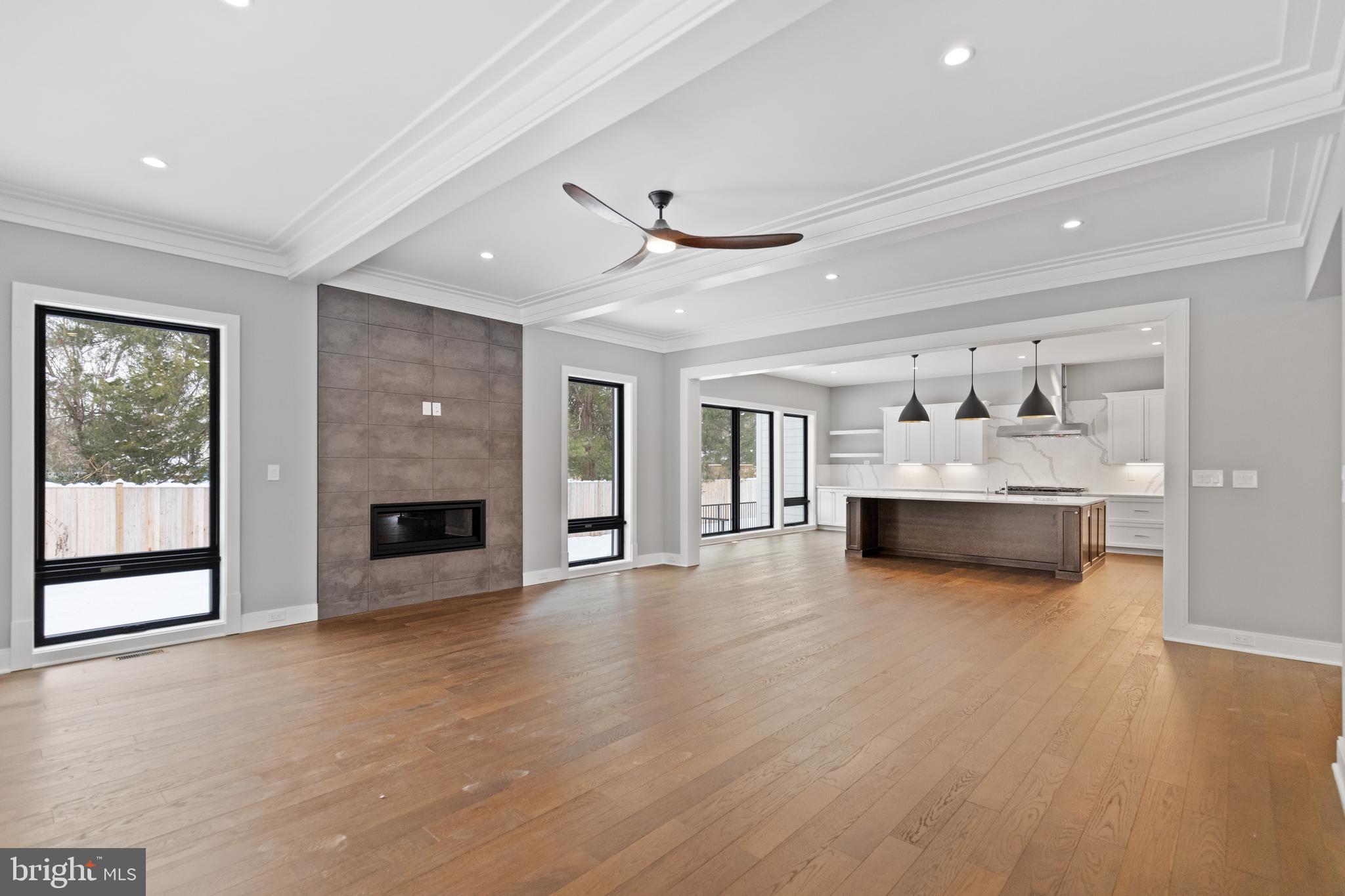 FORESTVILLE - Residential