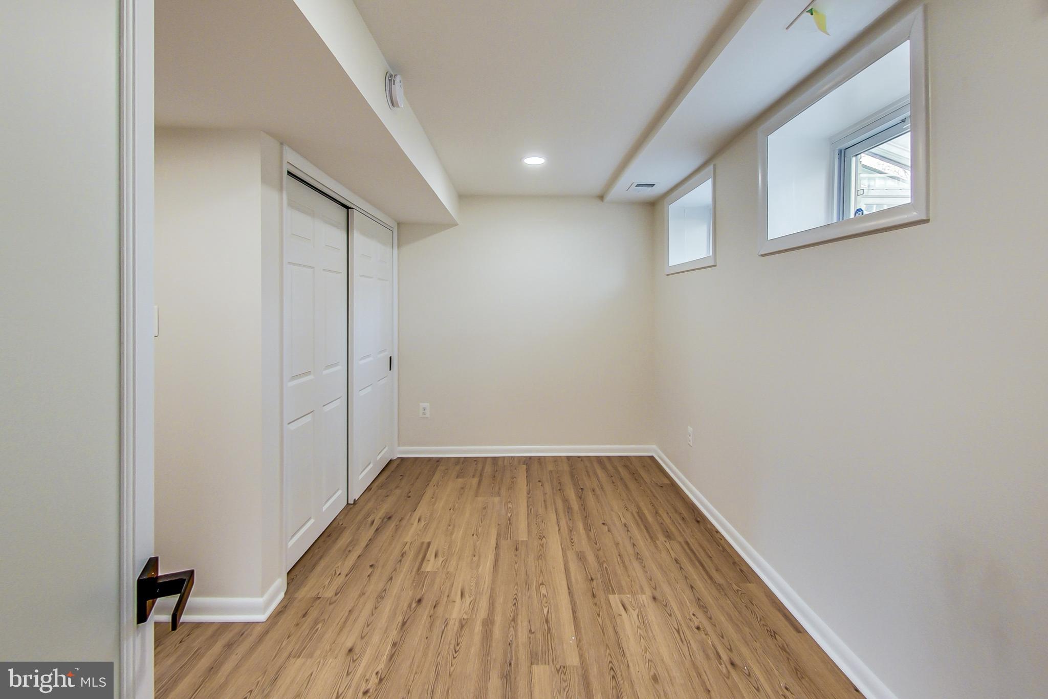 CHESTERBROOK WOODS - Residential