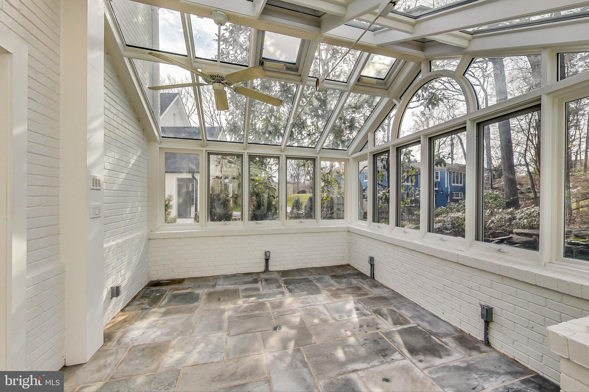 CHESTERBROOK WOODS - Residential