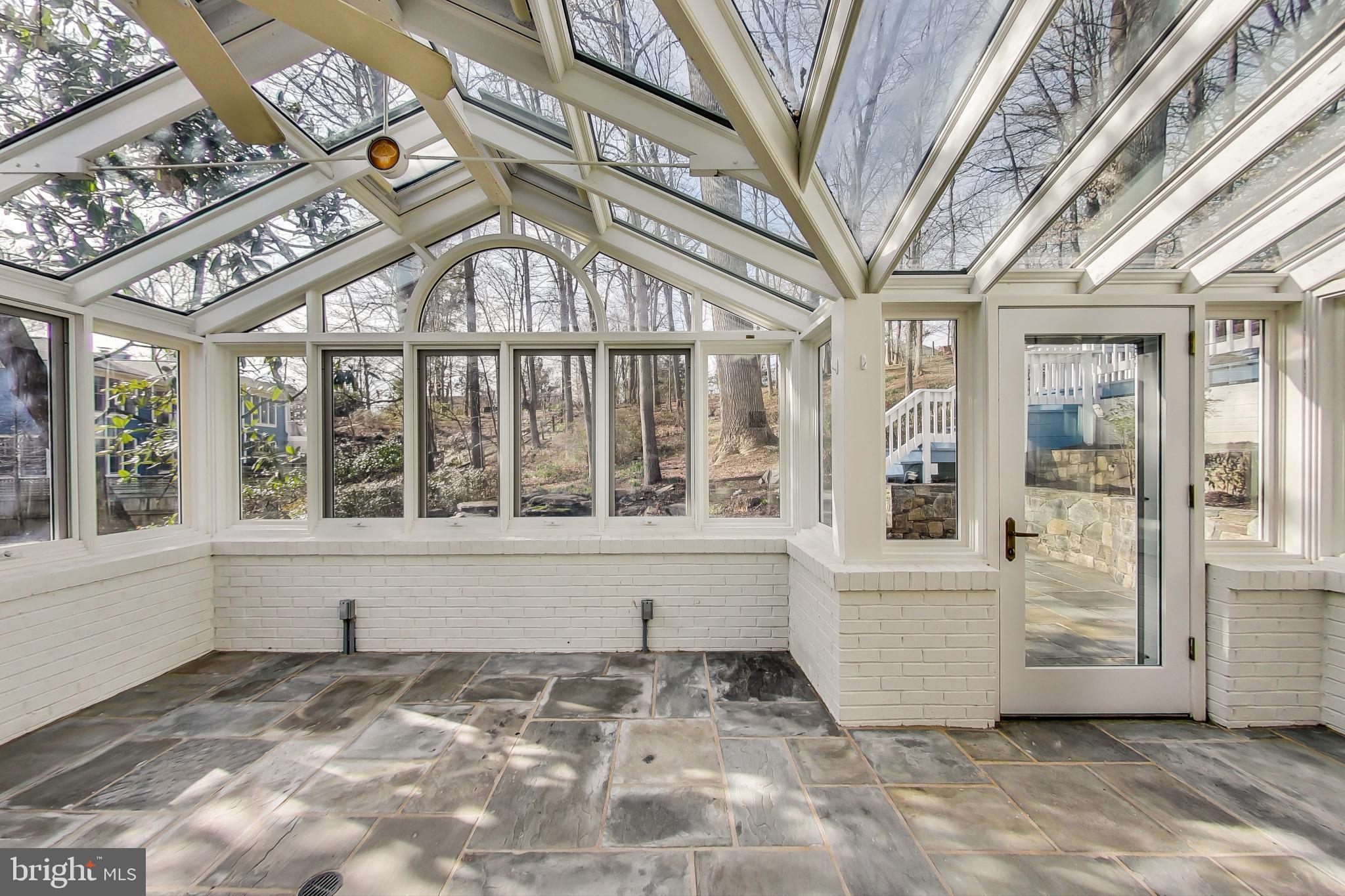 CHESTERBROOK WOODS - Residential