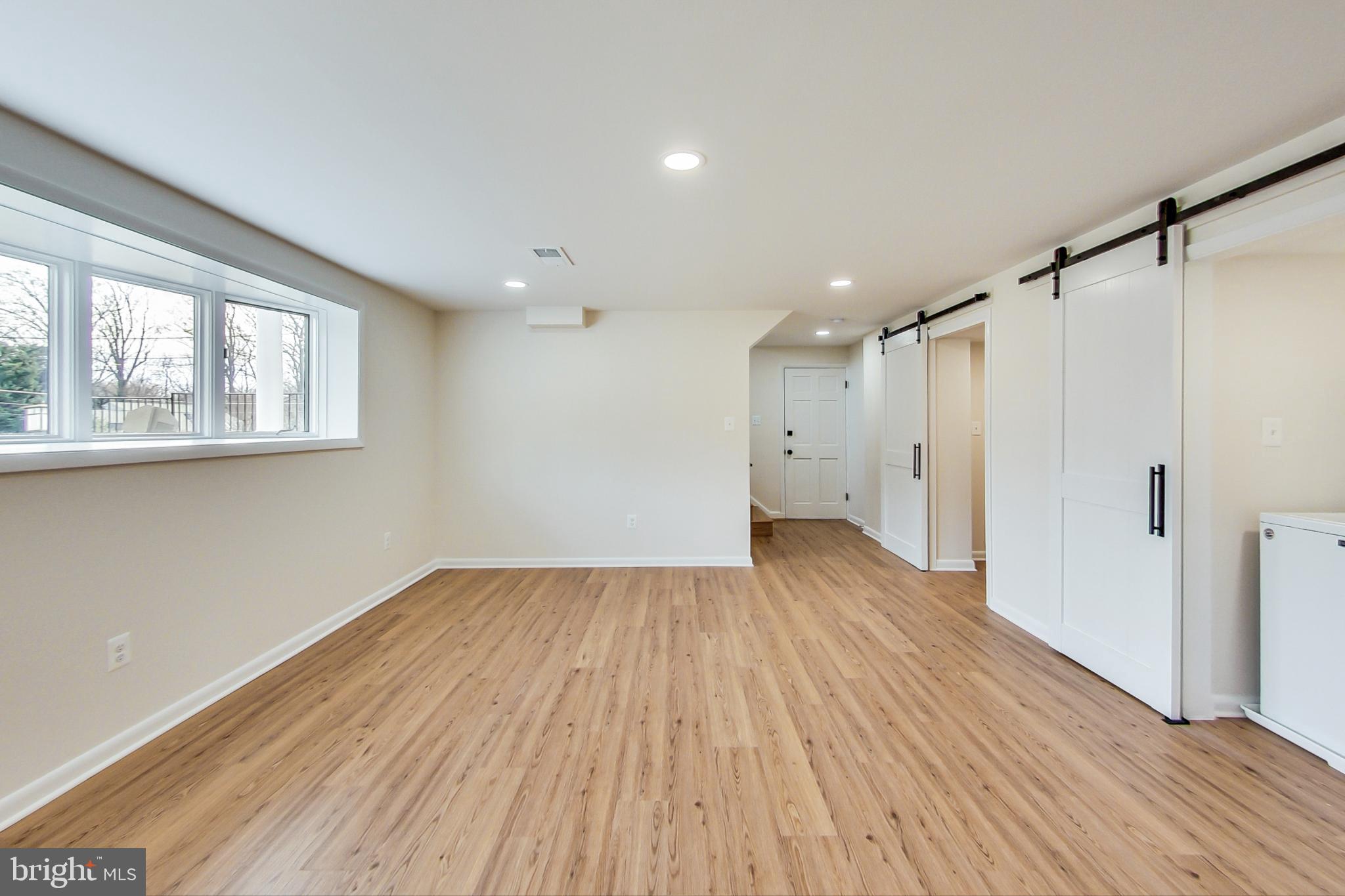 CHESTERBROOK WOODS - Residential