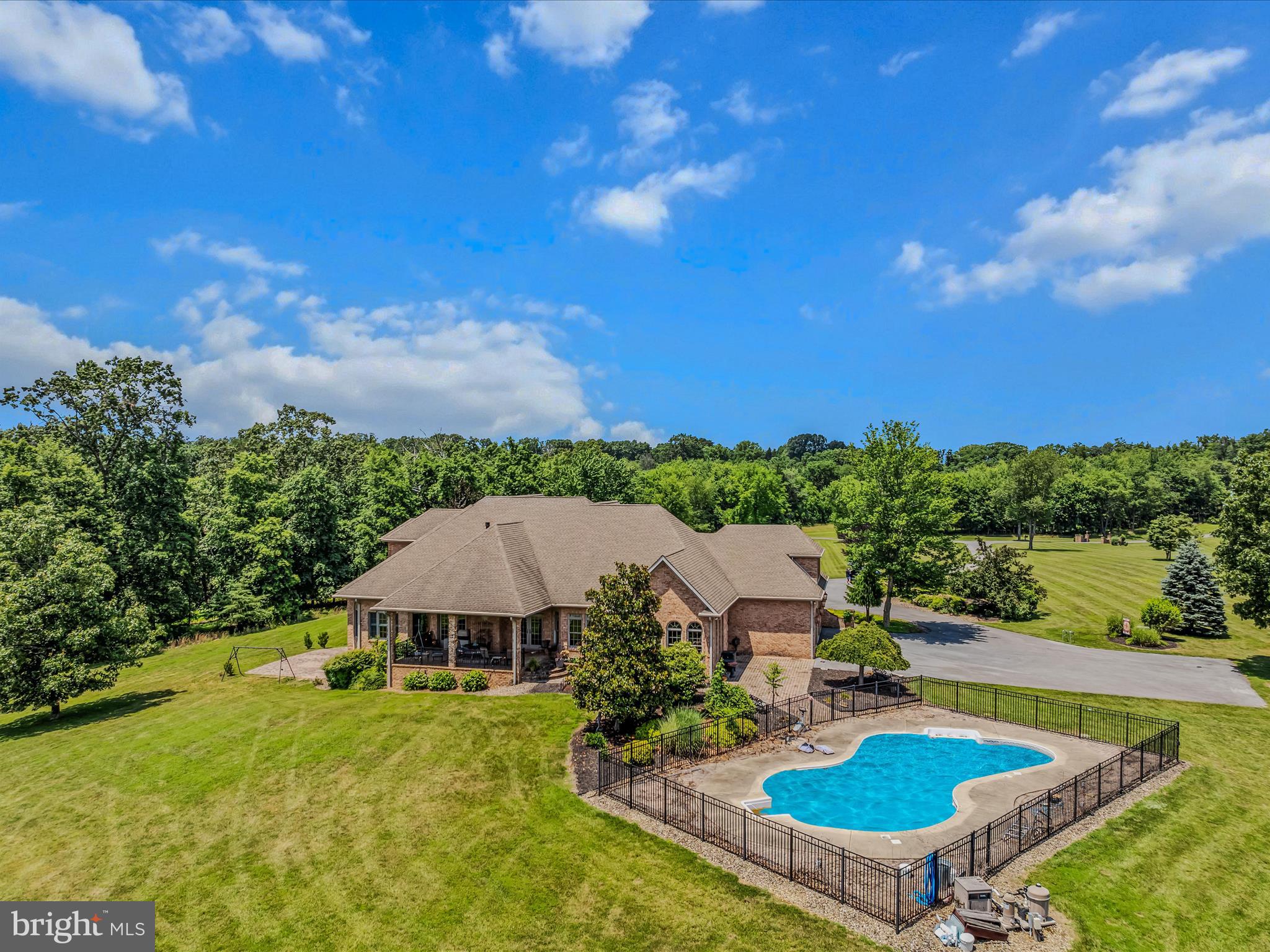 OAKWOOD ESTATES - Residential