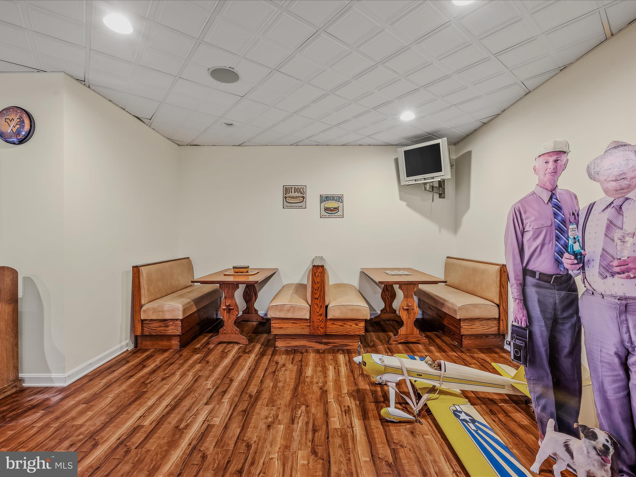 OAKWOOD ESTATES - Residential