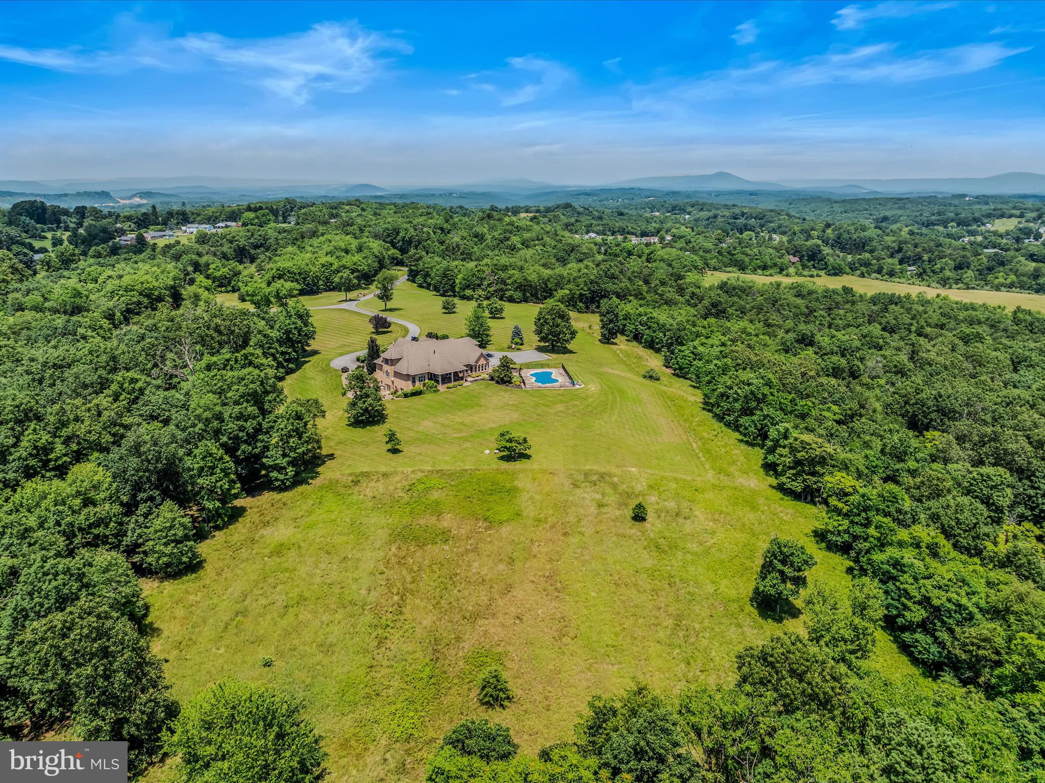 OAKWOOD ESTATES - Residential