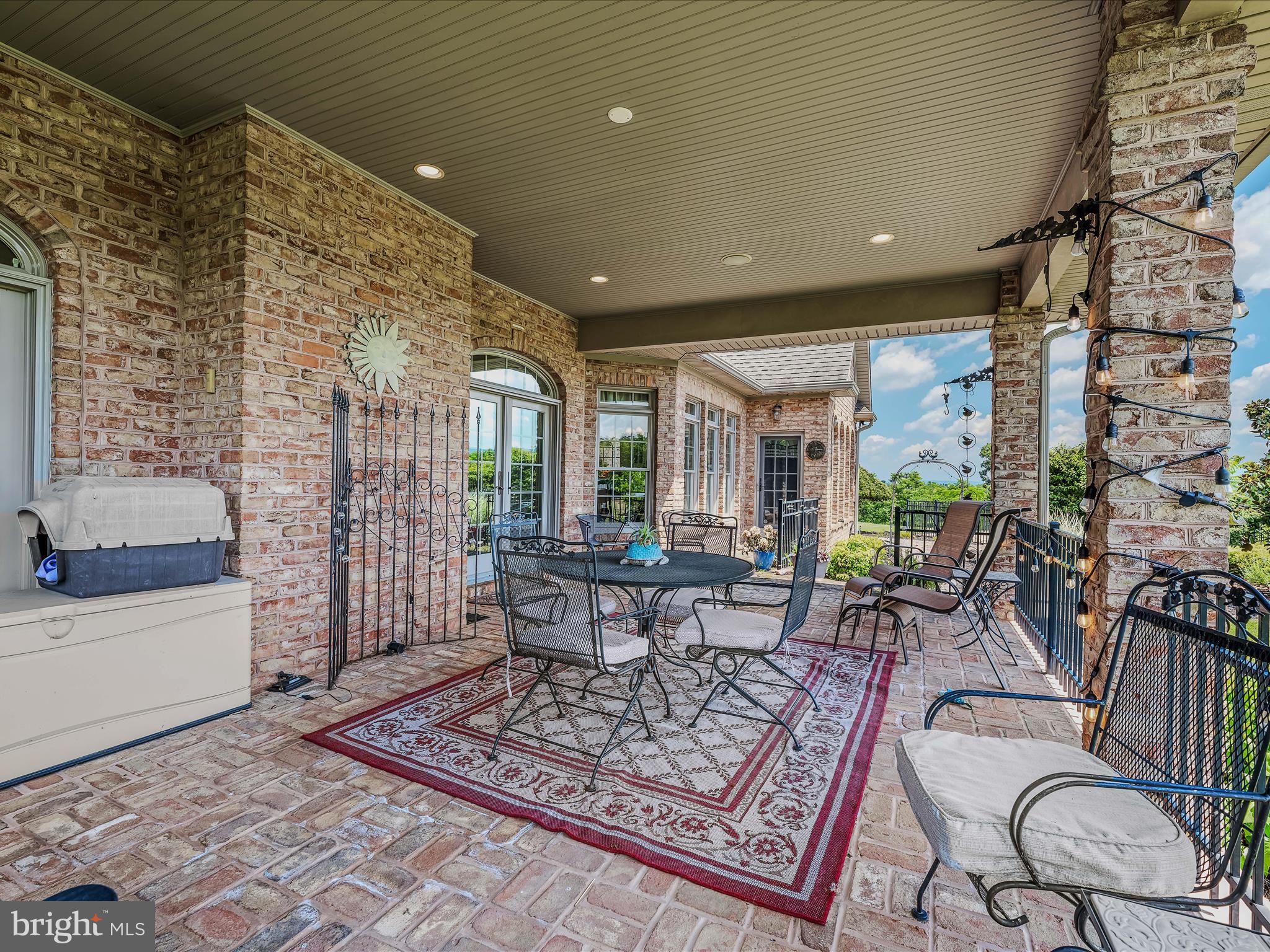 OAKWOOD ESTATES - Residential