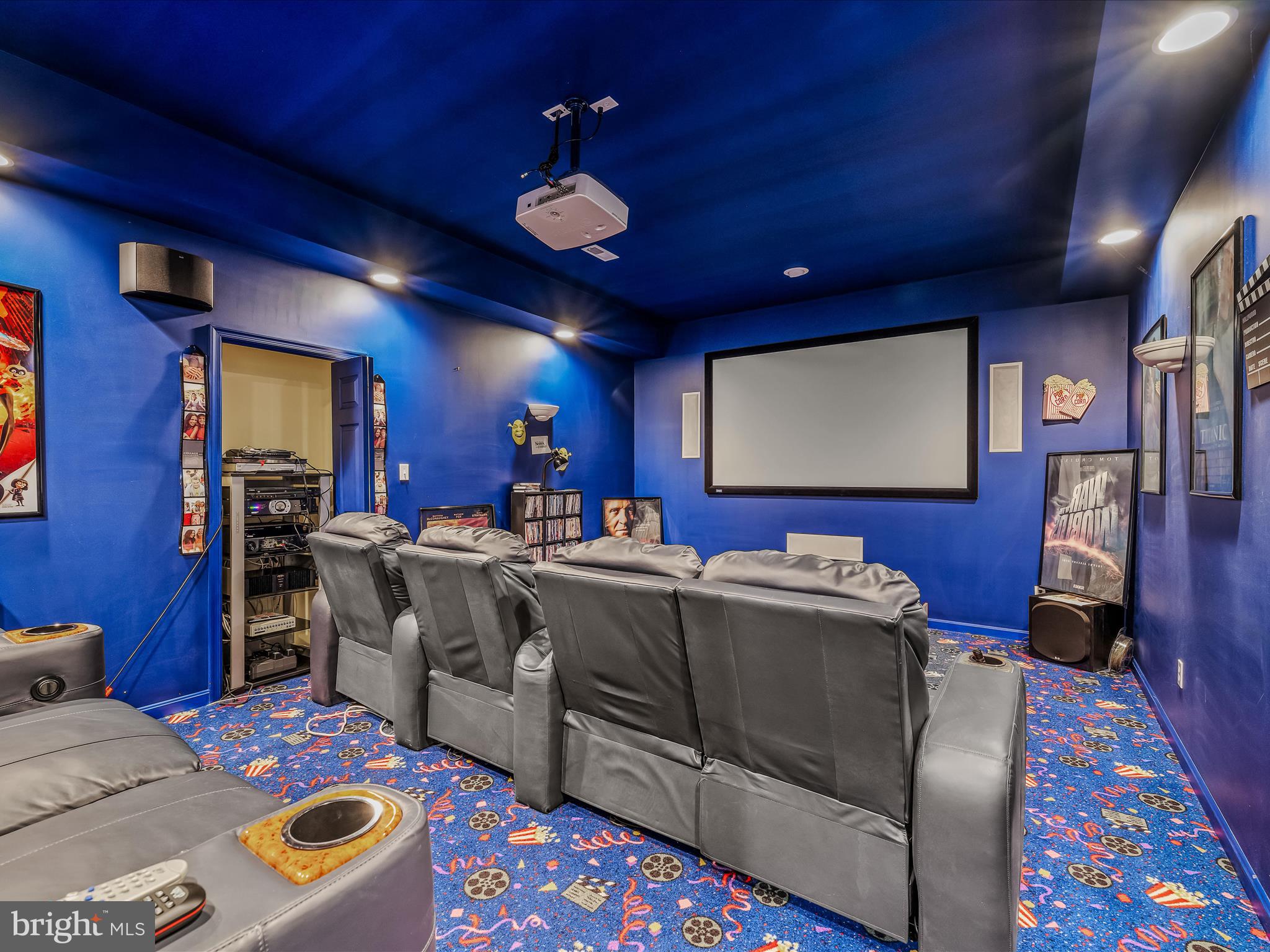 OAKWOOD ESTATES - Residential