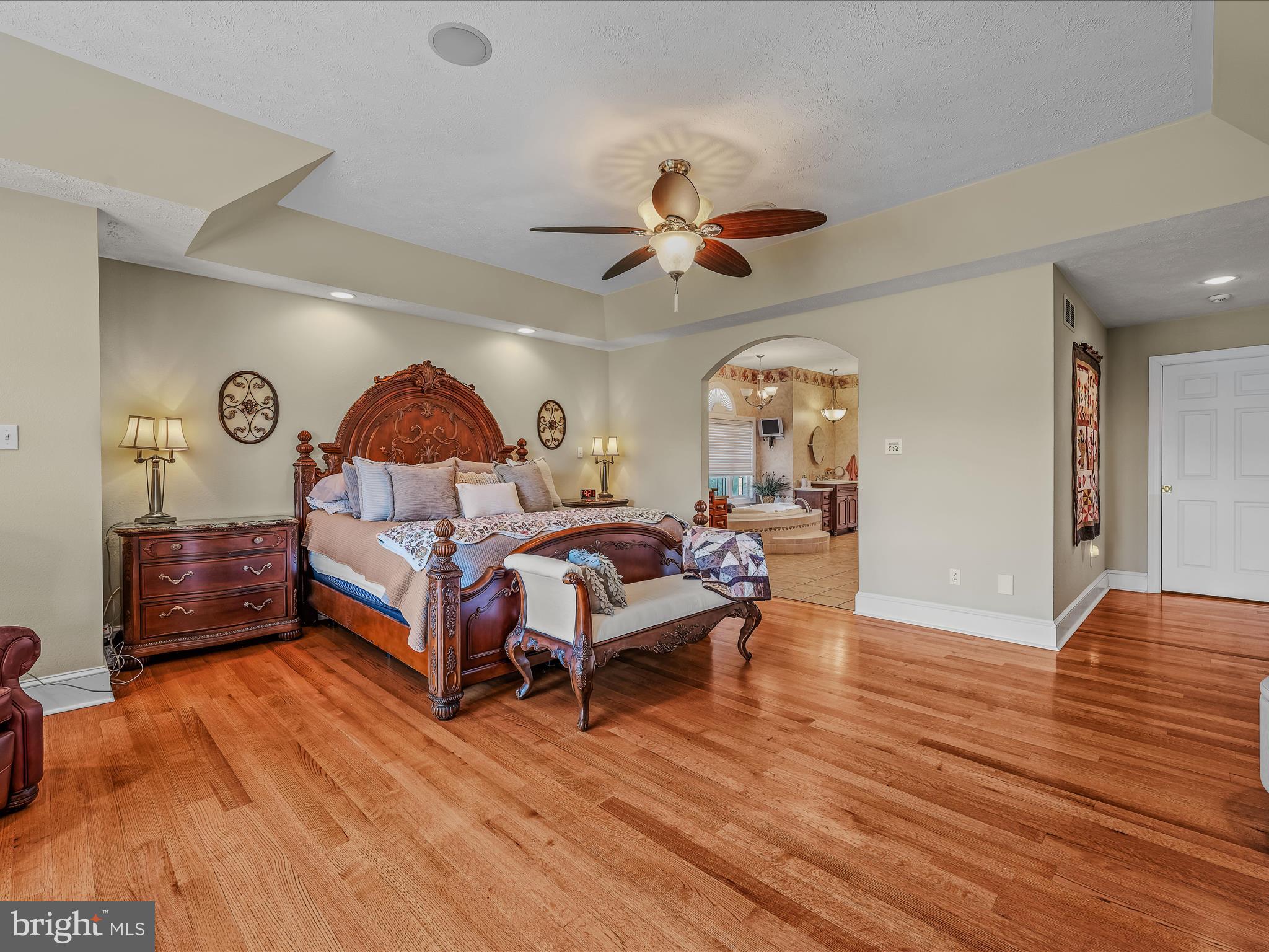 OAKWOOD ESTATES - Residential