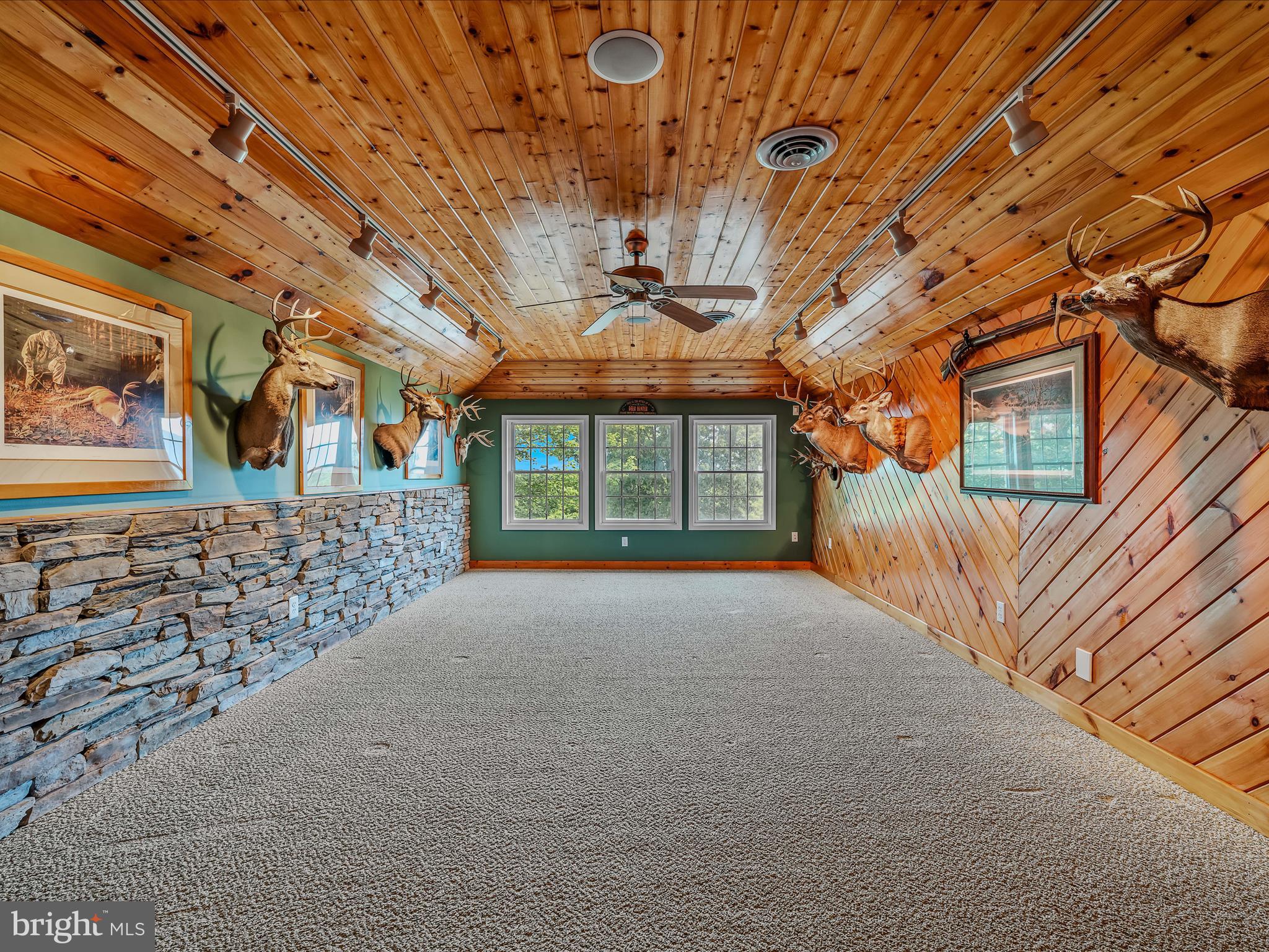 OAKWOOD ESTATES - Residential