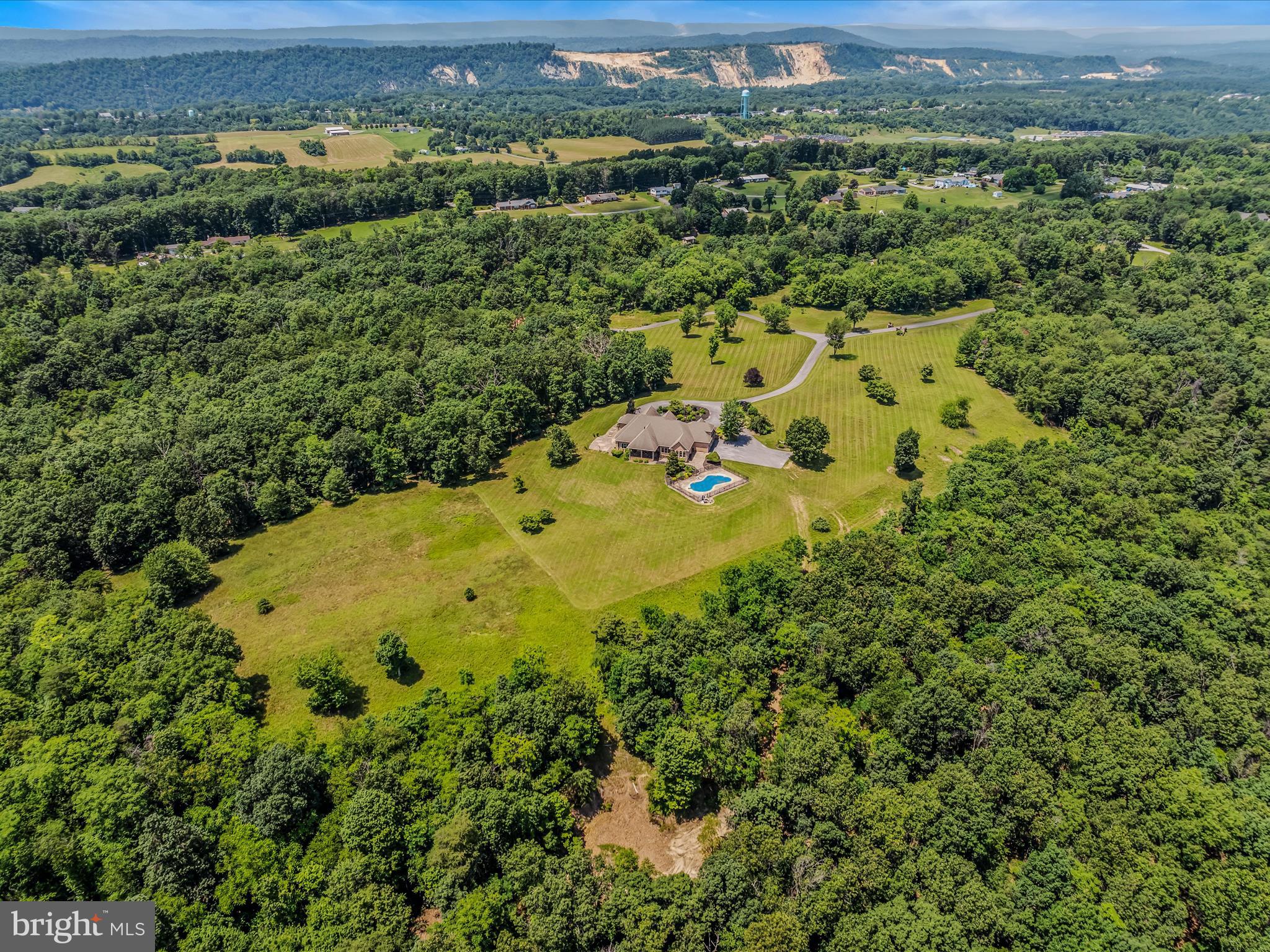 OAKWOOD ESTATES - Residential