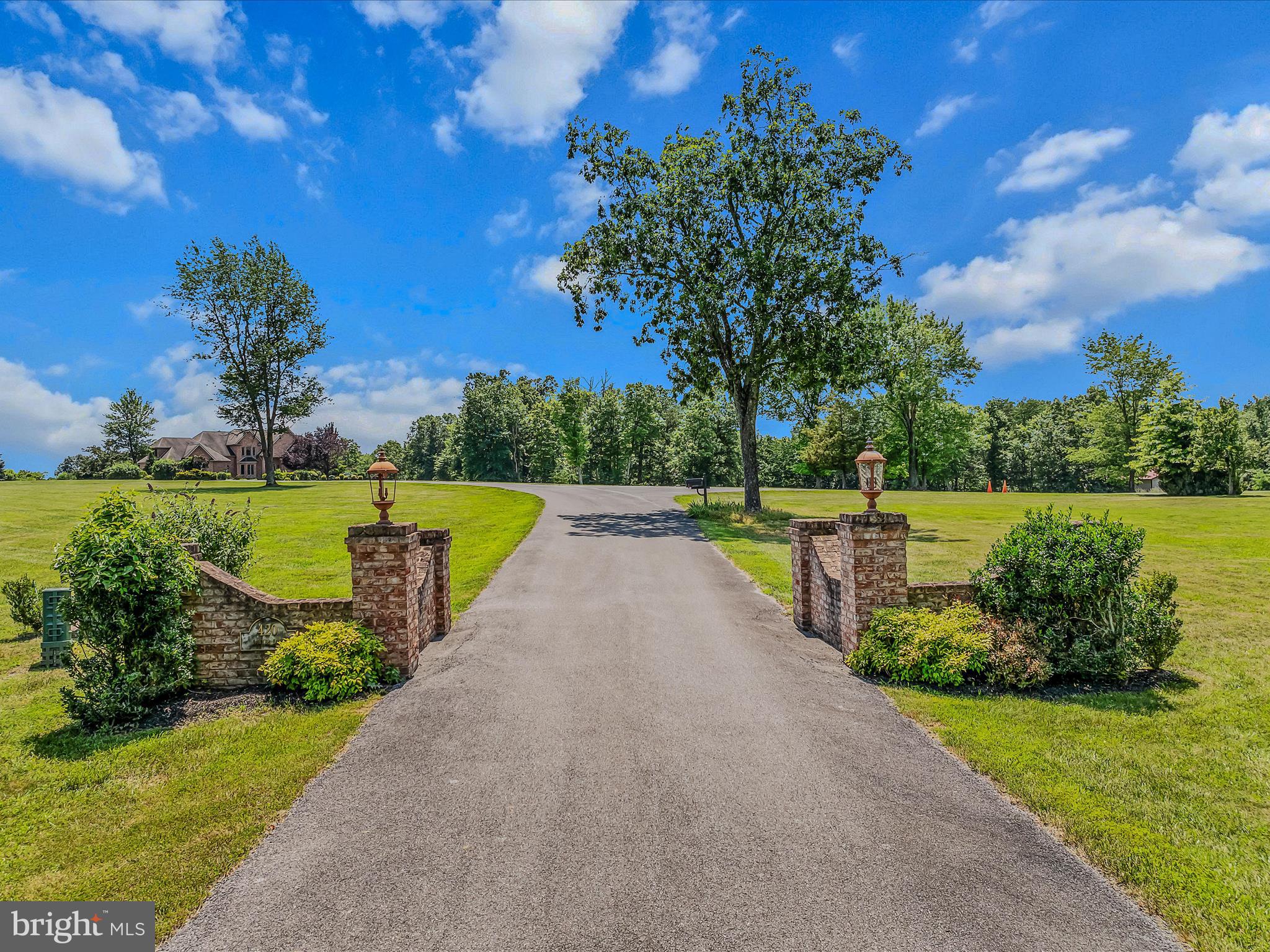 OAKWOOD ESTATES - Residential