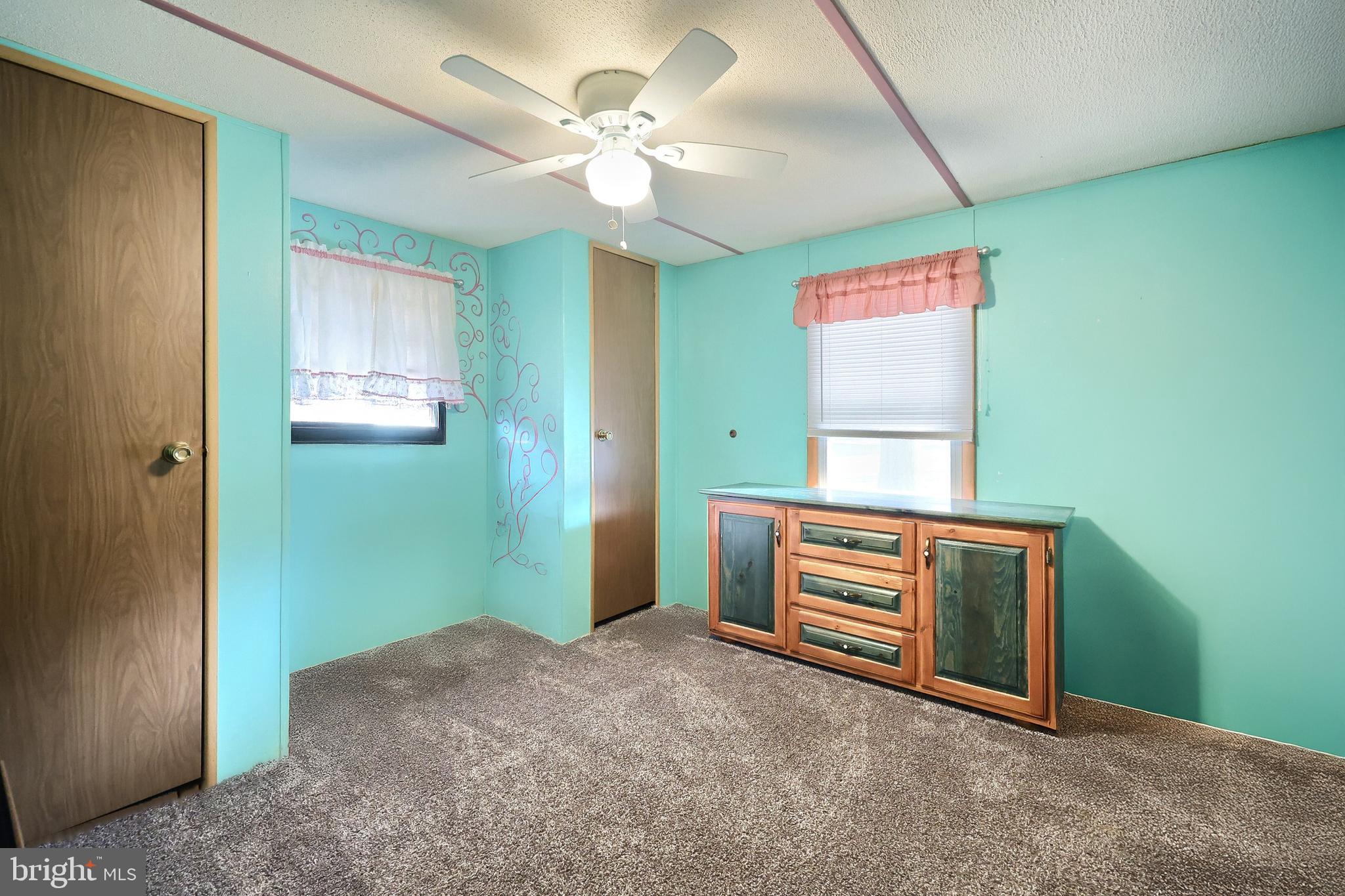 TALL OAK ESTATES - Residential