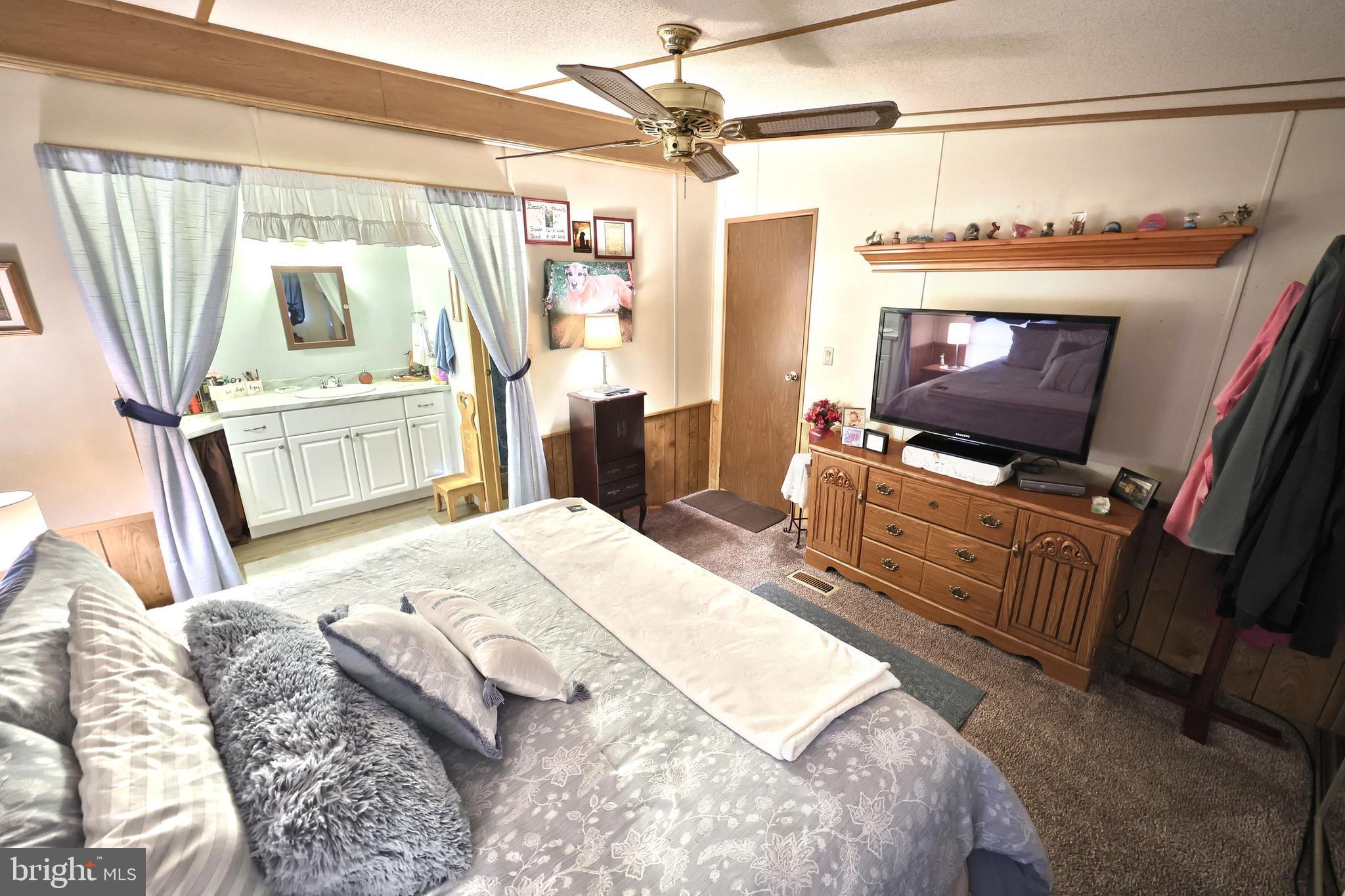 TALL OAK ESTATES - Residential