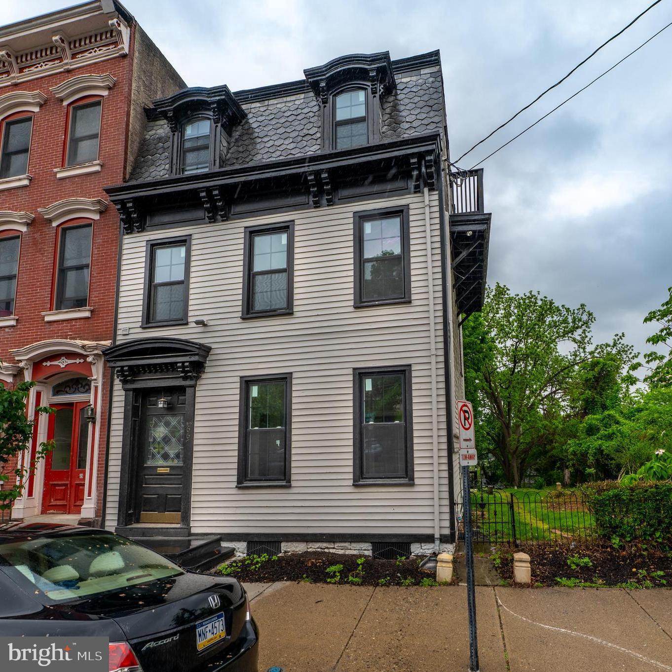 667 FERRY STREET