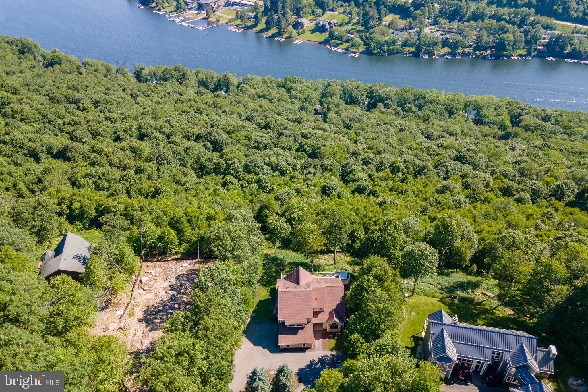 DEEP CREEK HIGHLANDS - Residential