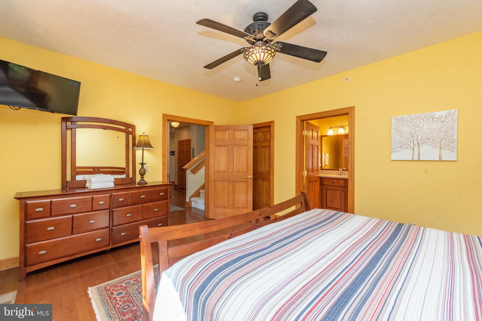 DEEP CREEK HIGHLANDS - Residential