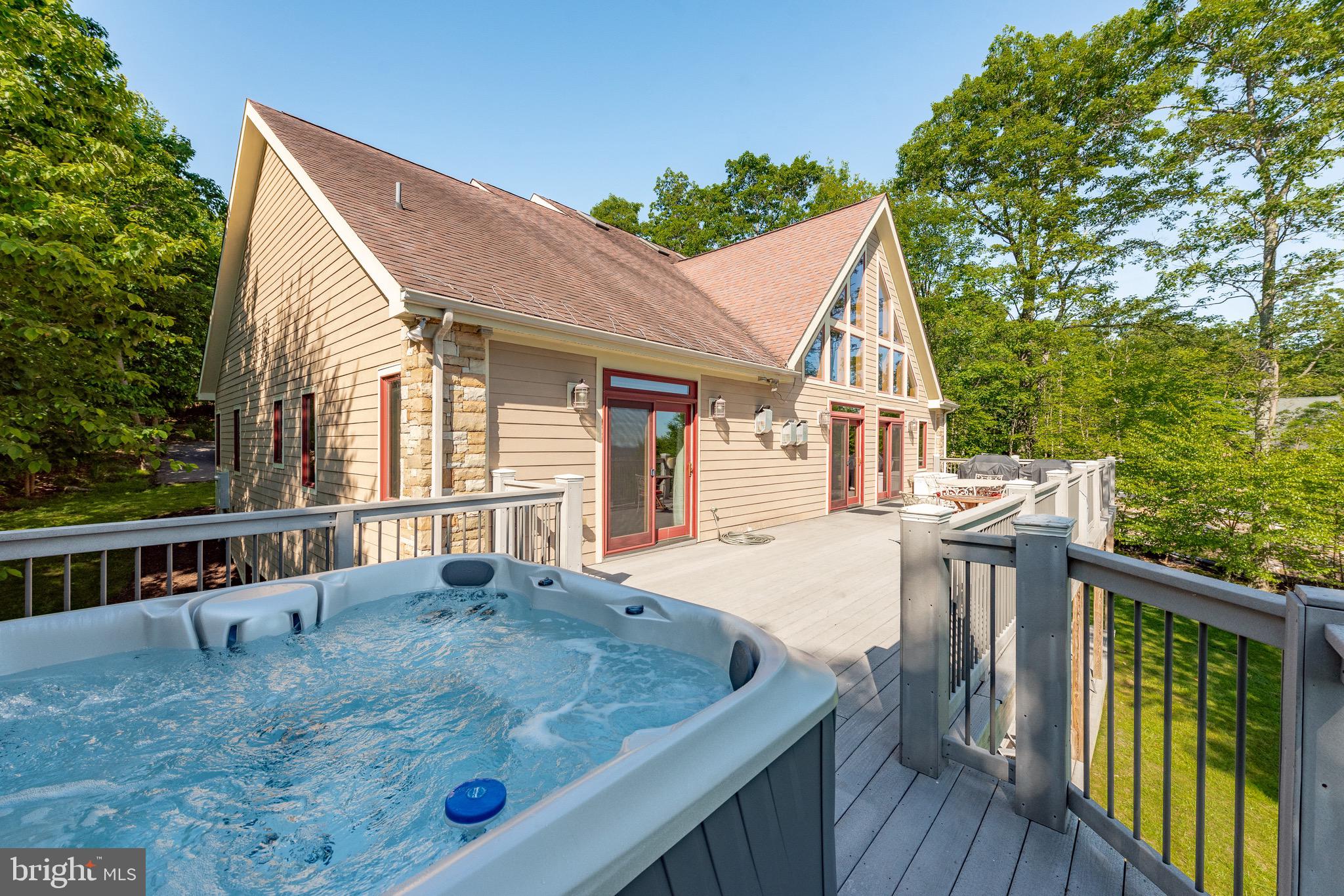 DEEP CREEK HIGHLANDS - Residential