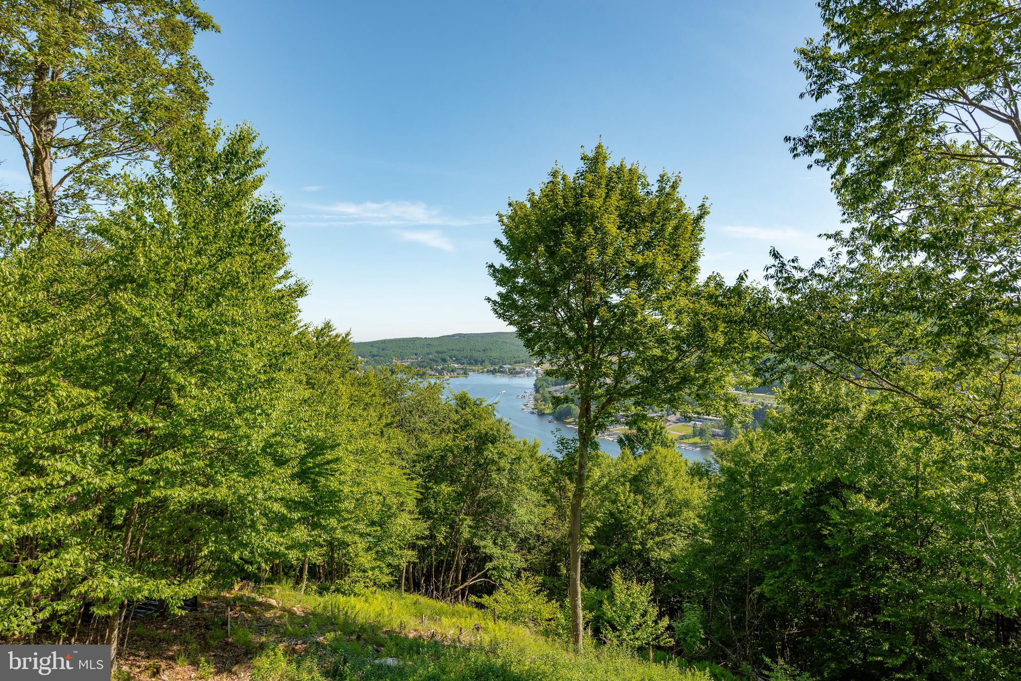 DEEP CREEK HIGHLANDS - Residential