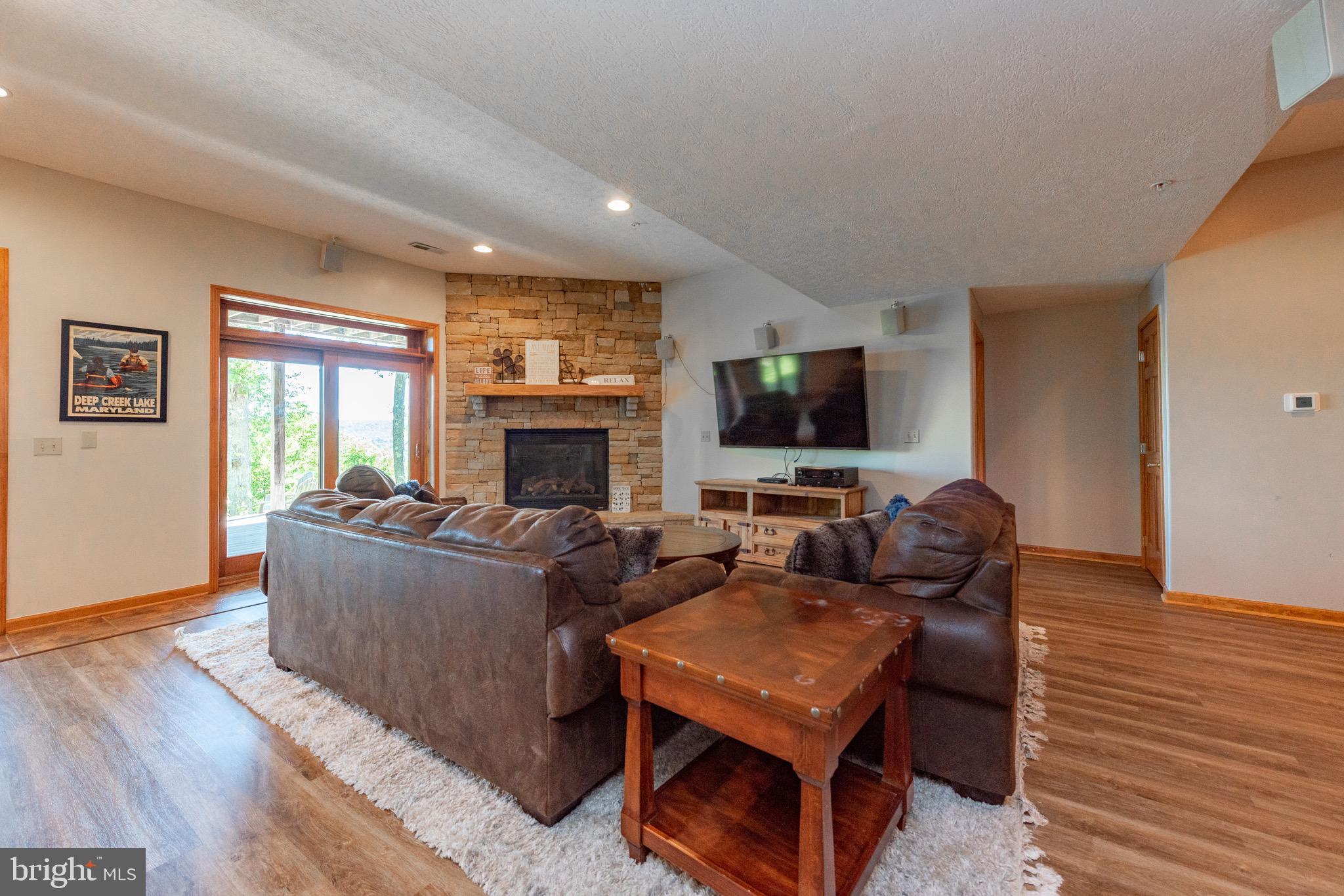 DEEP CREEK HIGHLANDS - Residential