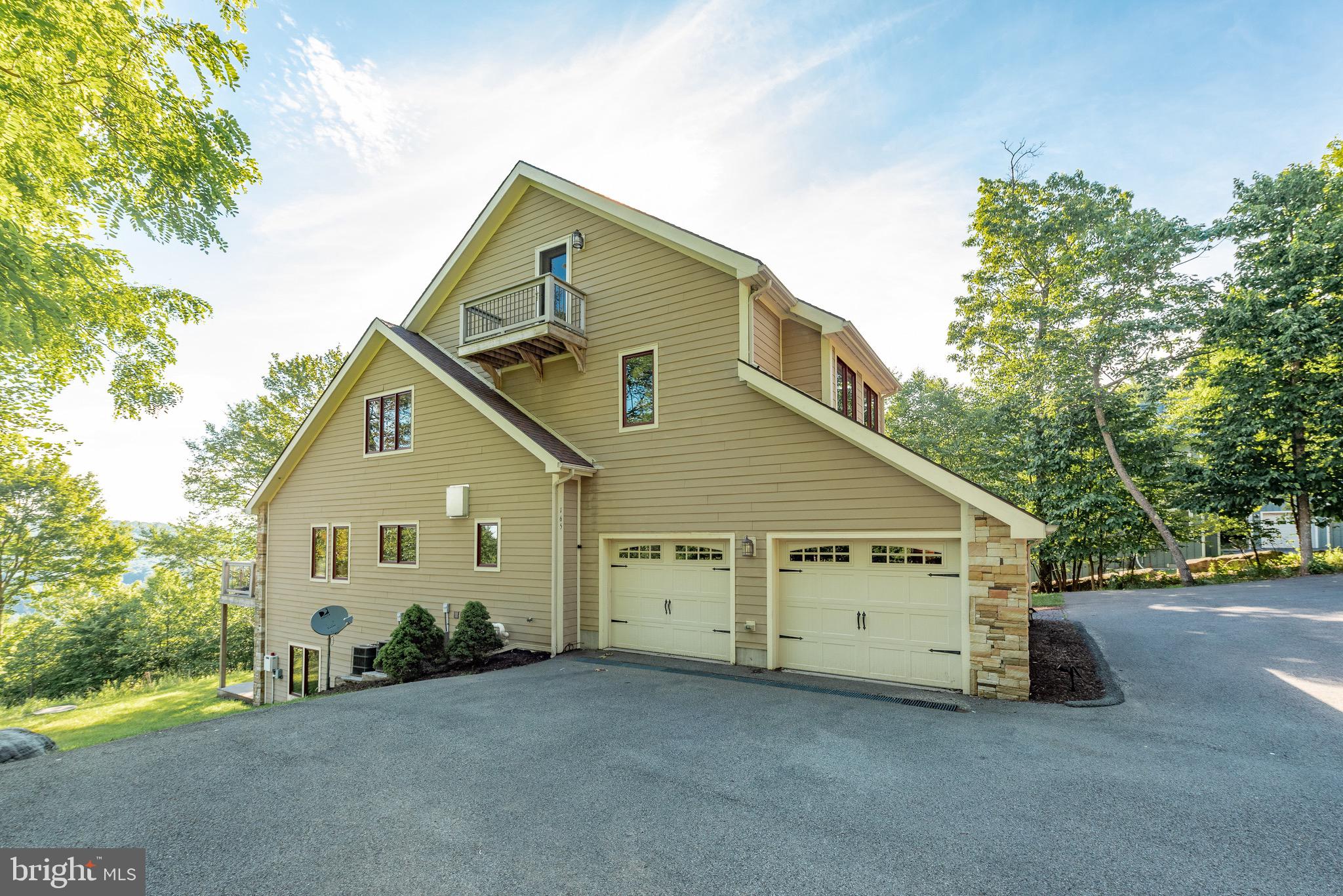 DEEP CREEK HIGHLANDS - Residential