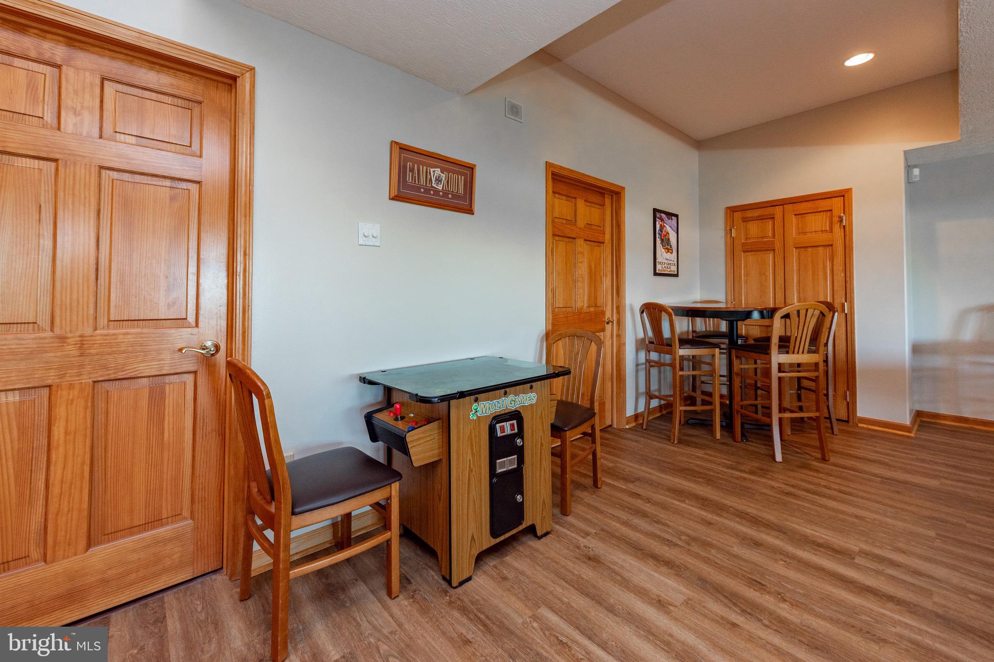 DEEP CREEK HIGHLANDS - Residential