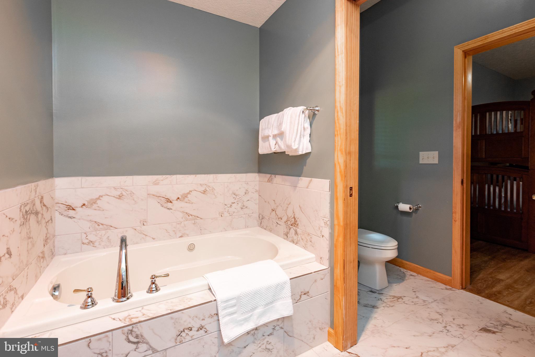 DEEP CREEK HIGHLANDS - Residential