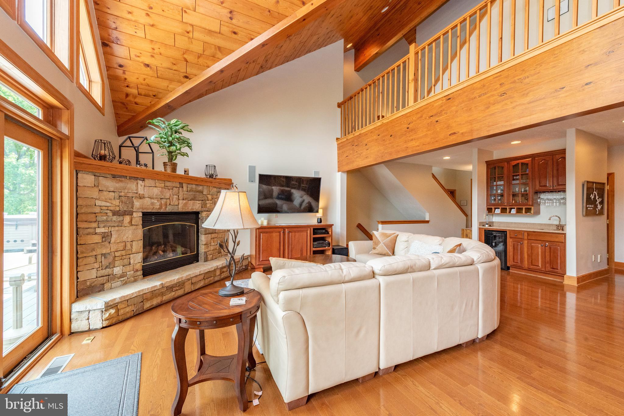 DEEP CREEK HIGHLANDS - Residential