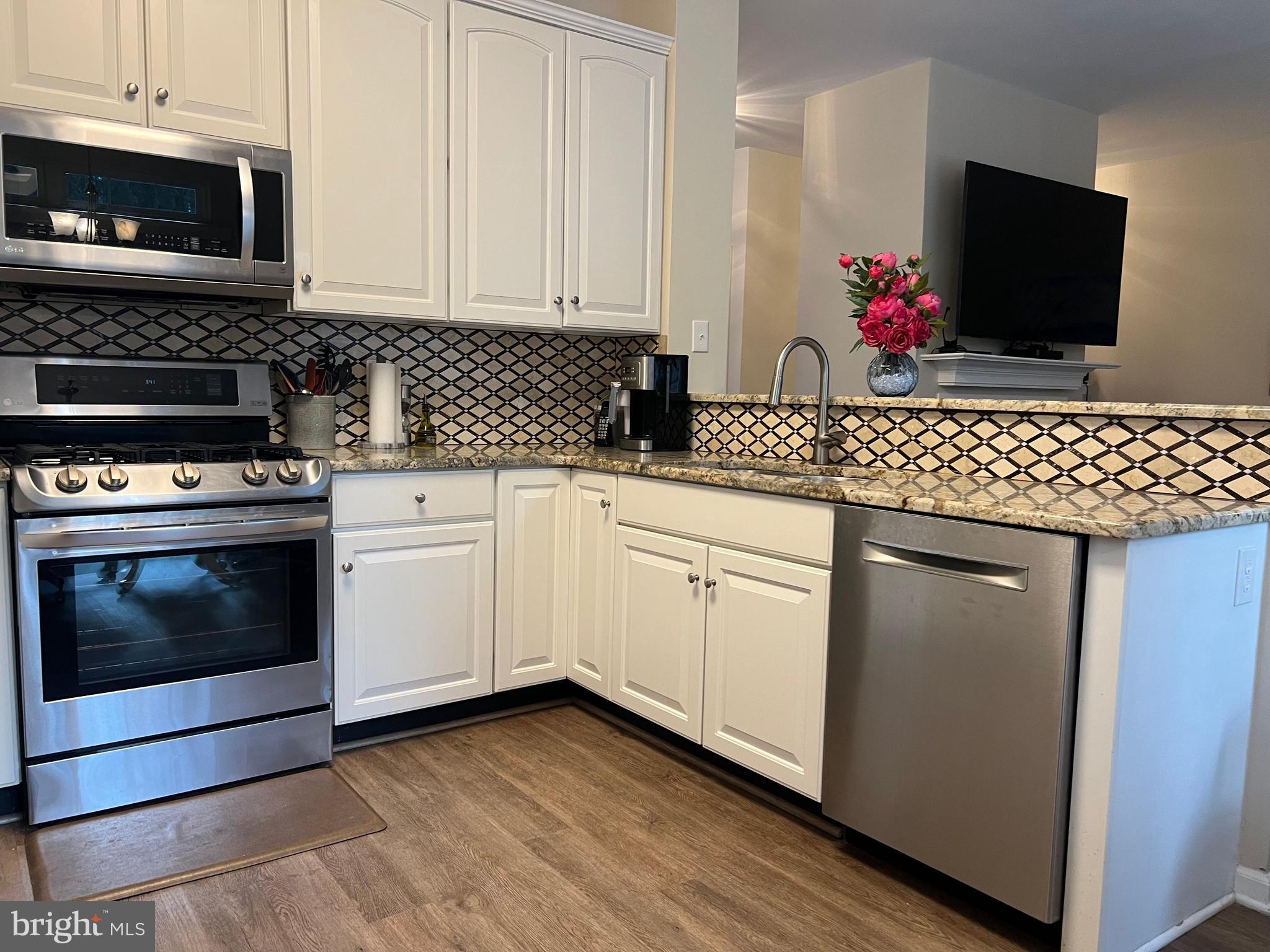 HERSHEYS MILL - Residential