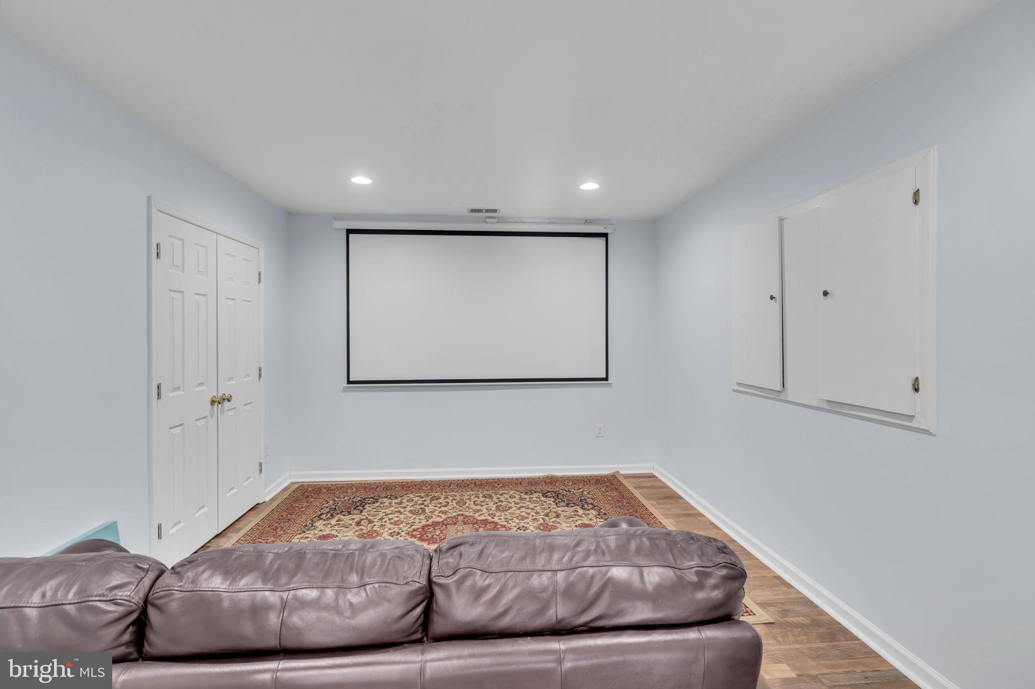 BARRINGTON - Residential