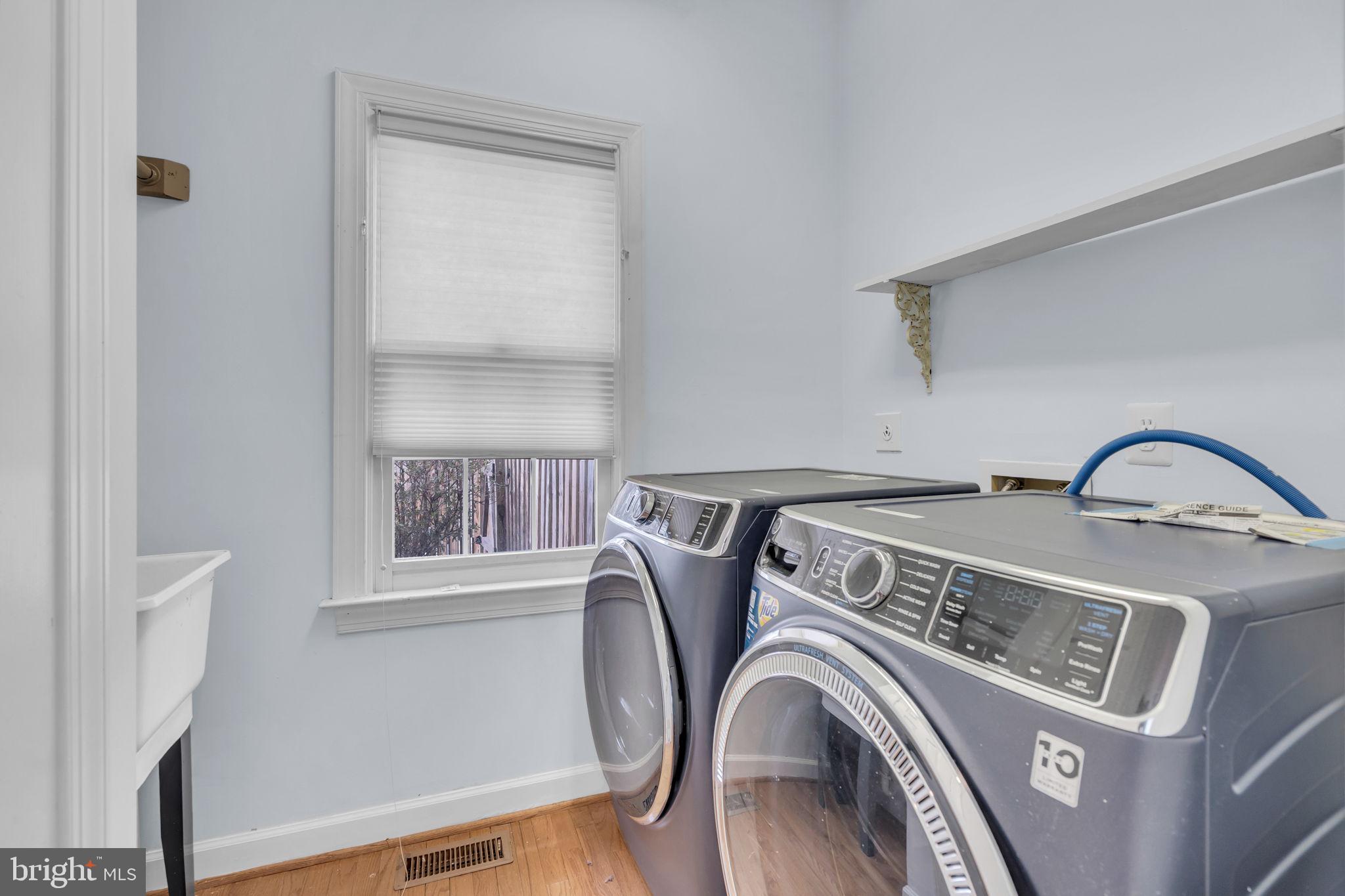 BARRINGTON - Residential