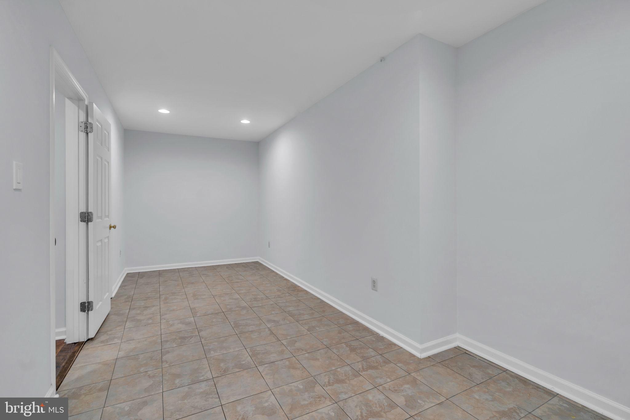 BARRINGTON - Residential