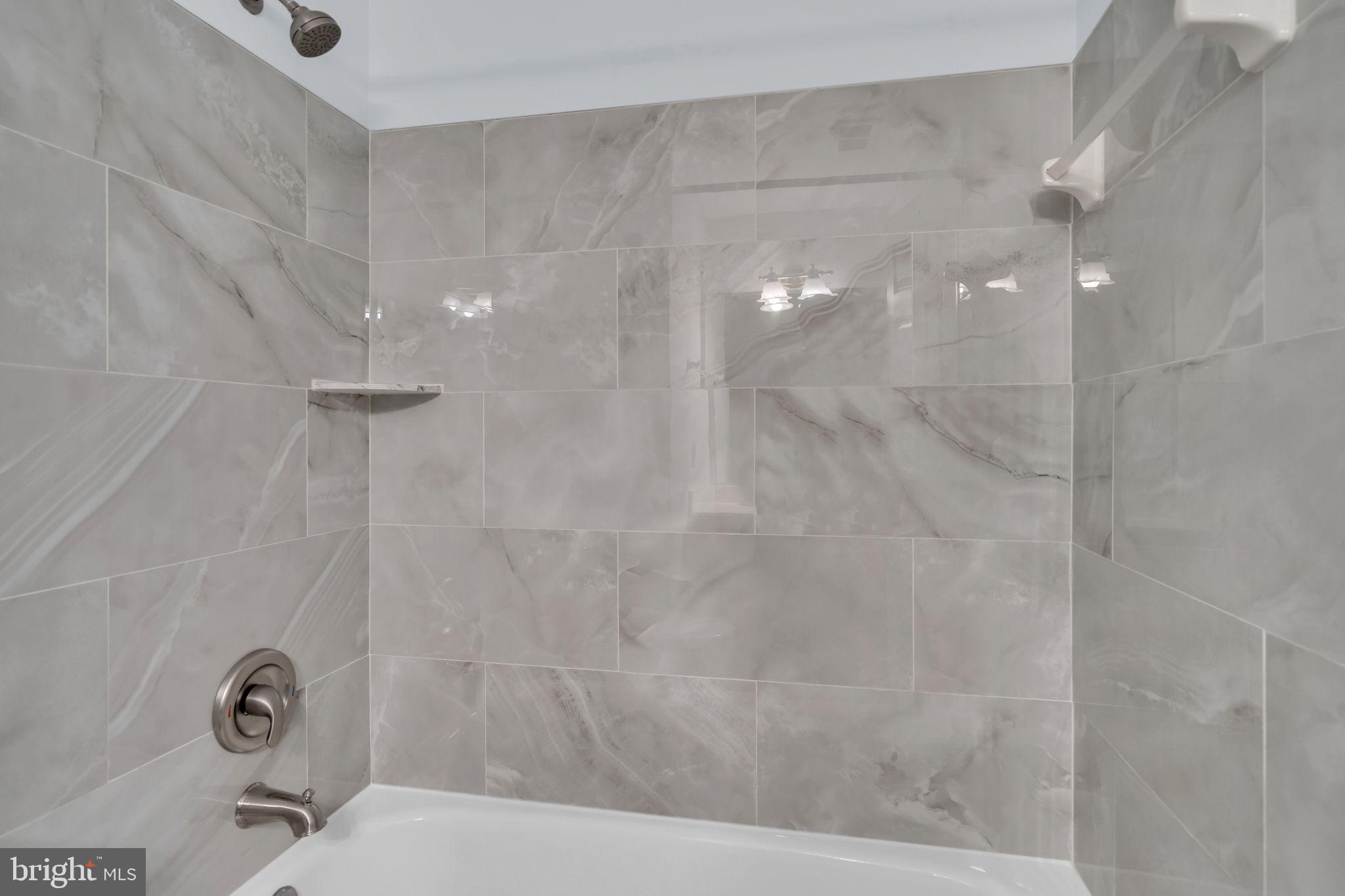 BARRINGTON - Residential