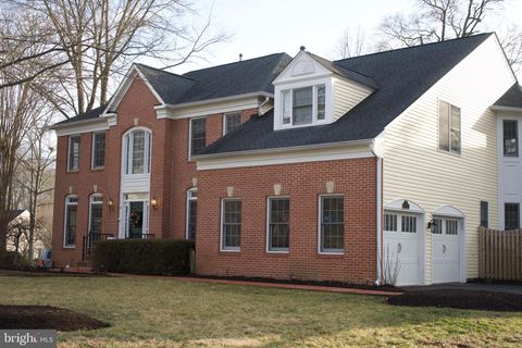 Fairfax Station 21 9315 HALLSTON COURT FAIRFAX STATION VA 22039