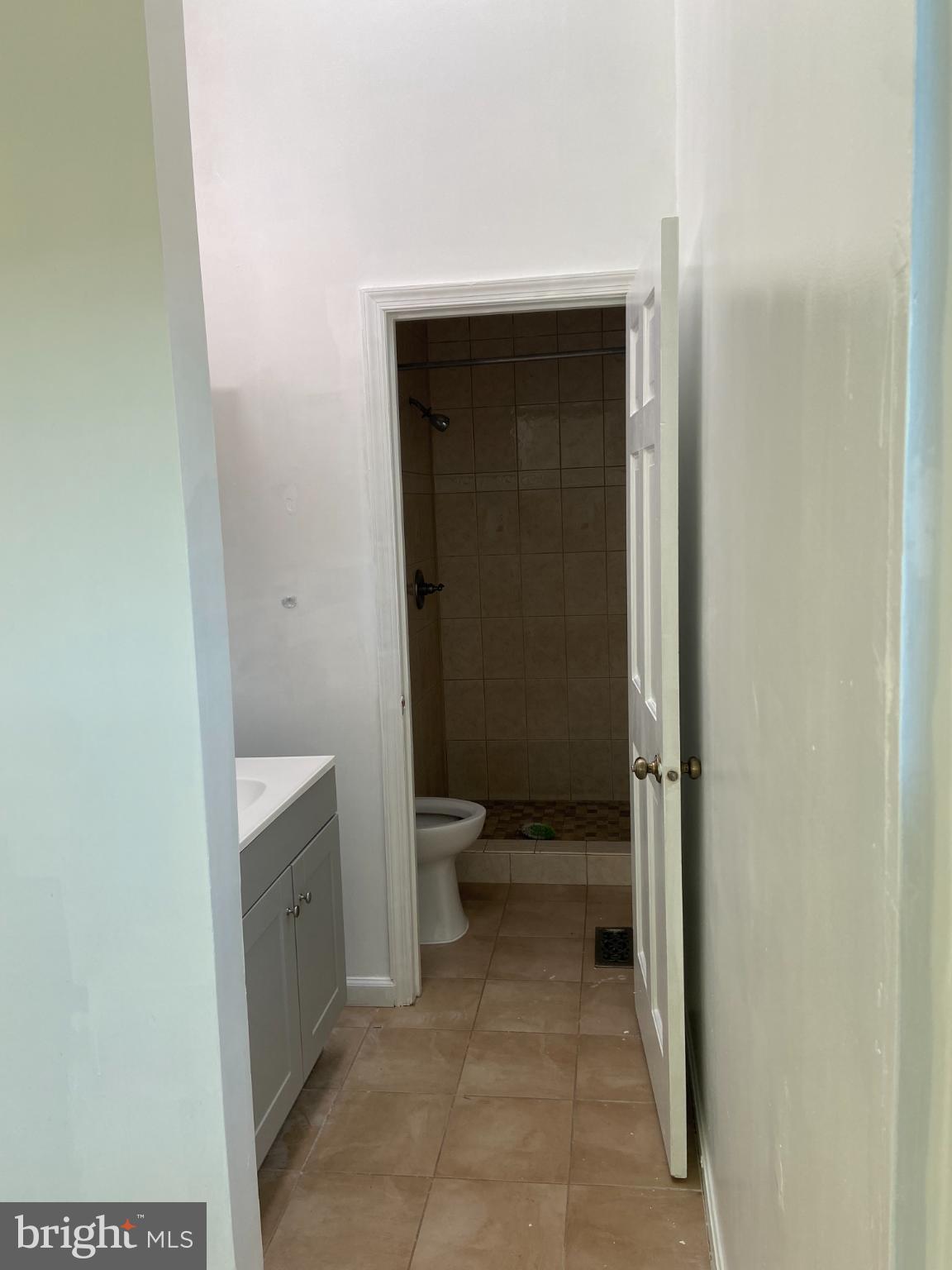 WOODSTREAM EAST PLAT NIN - Residential Lease