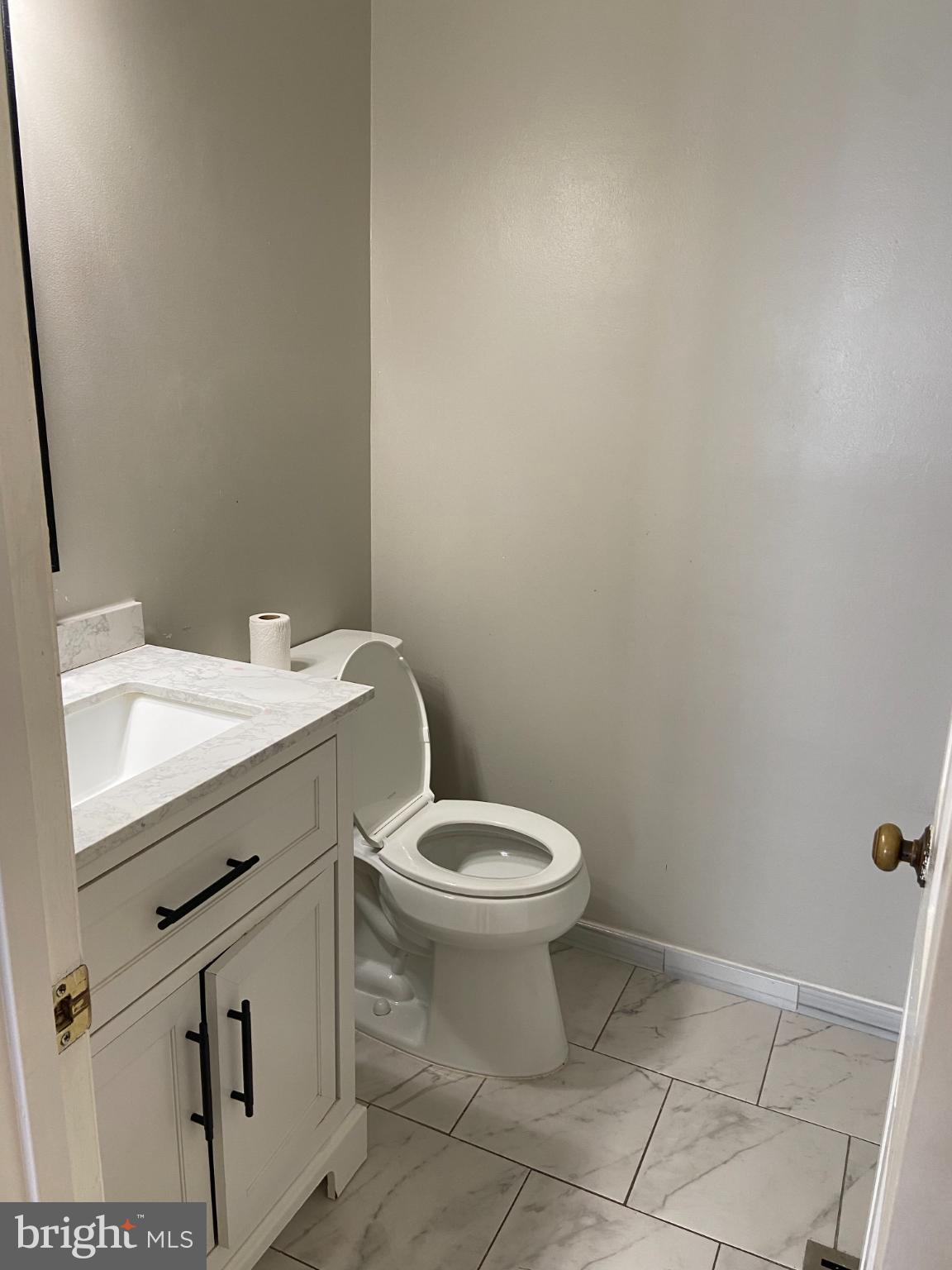 WOODSTREAM EAST PLAT NIN - Residential Lease