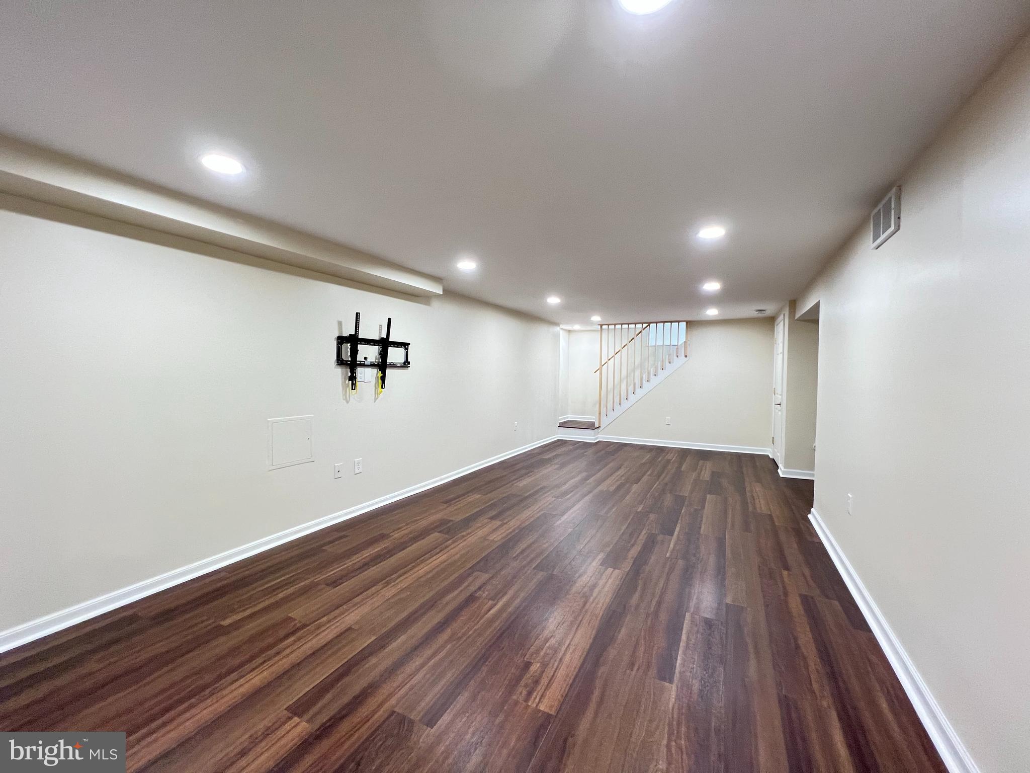 ARDSLEY - Residential