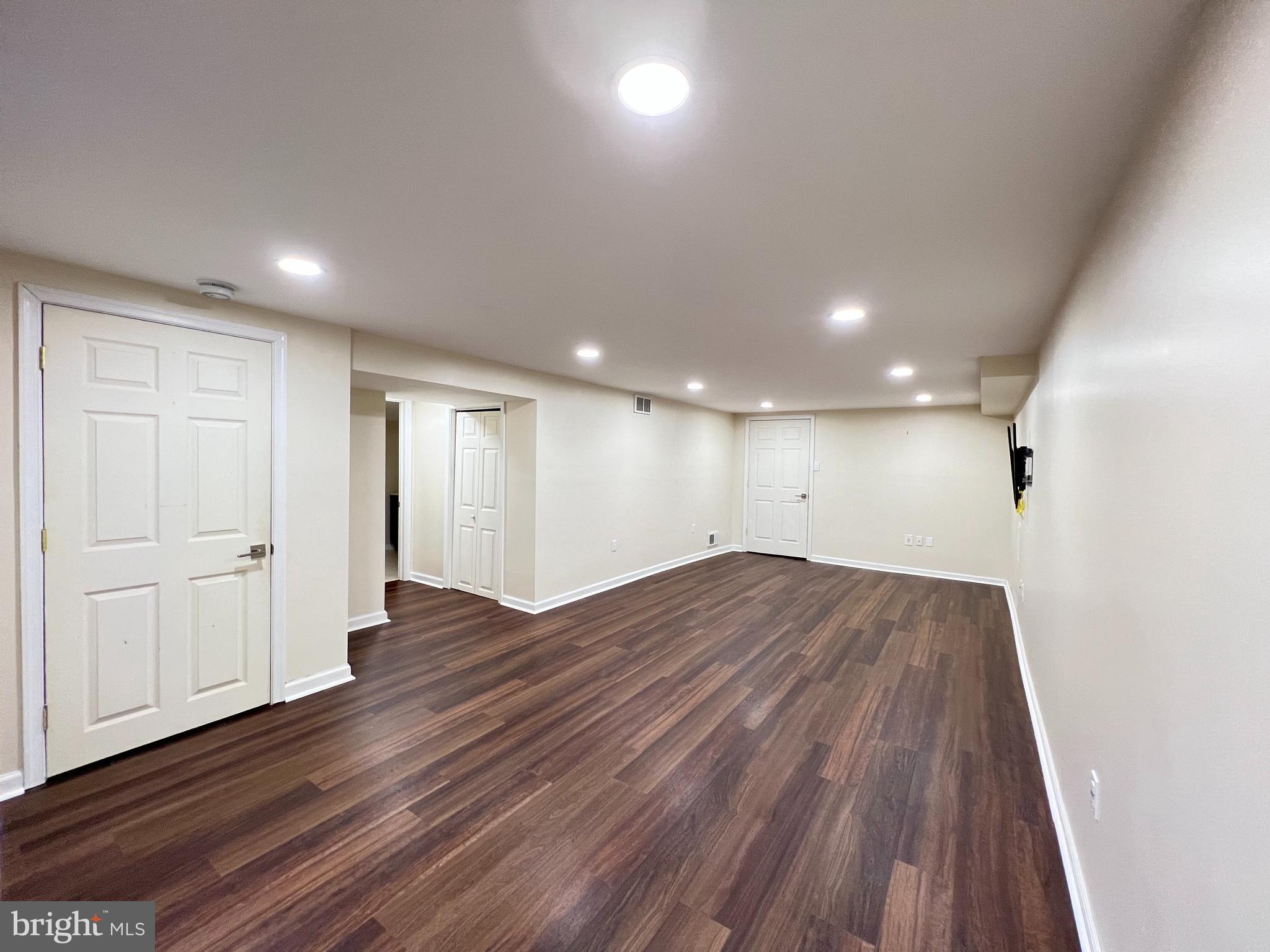 ARDSLEY - Residential